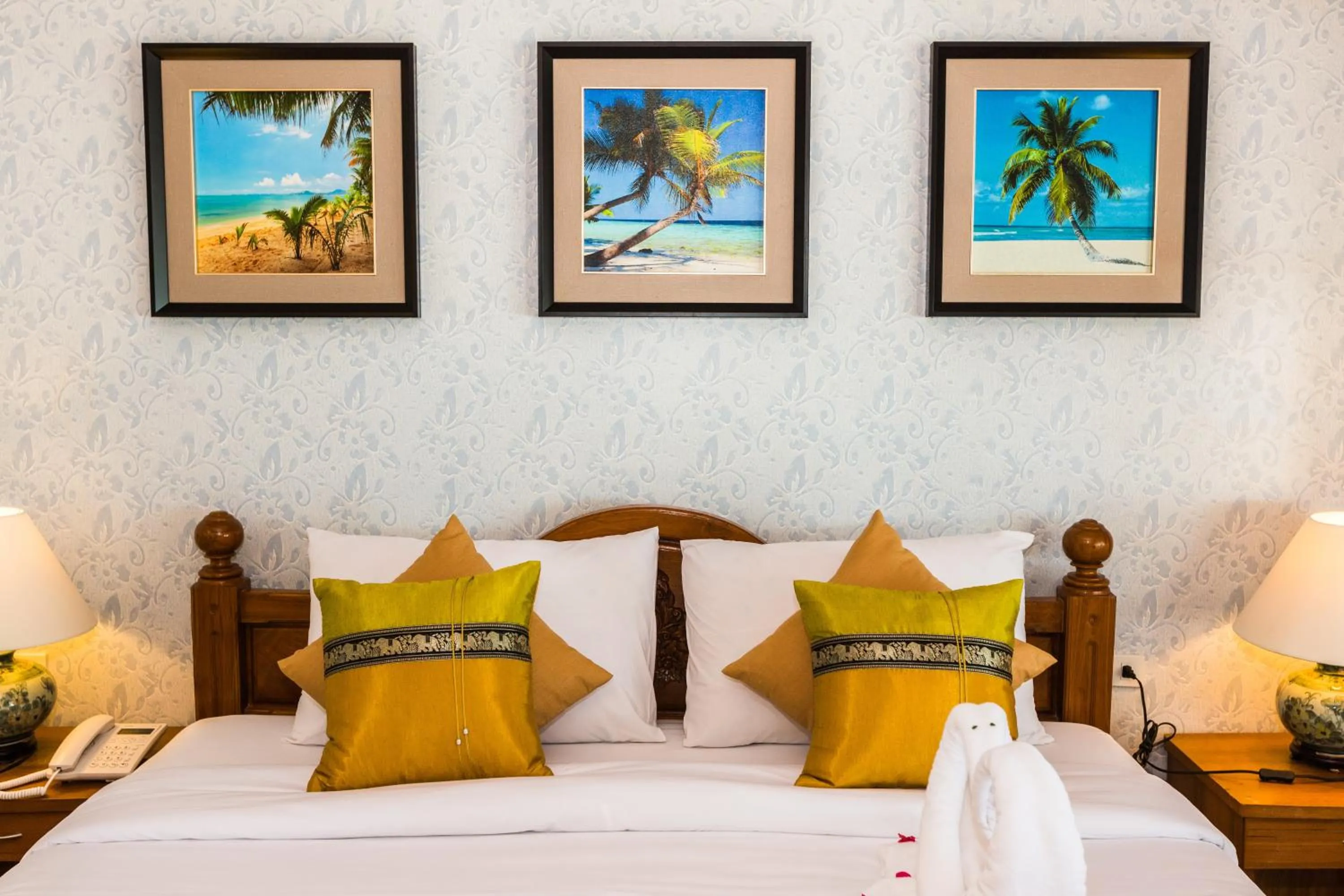 Bedroom, Bed in Lamai Coconut Beach Resort