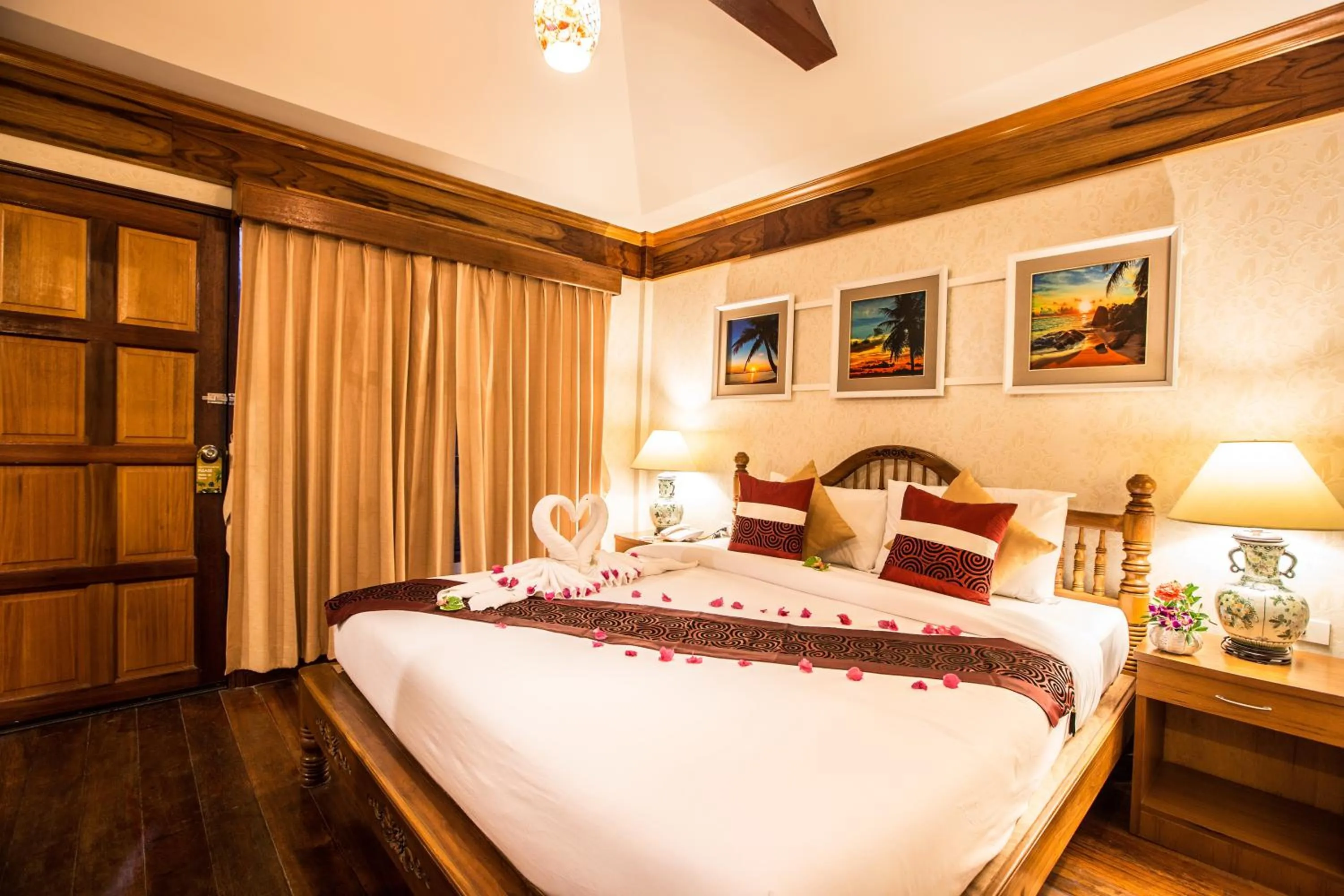 Night, Bed in Lamai Coconut Beach Resort