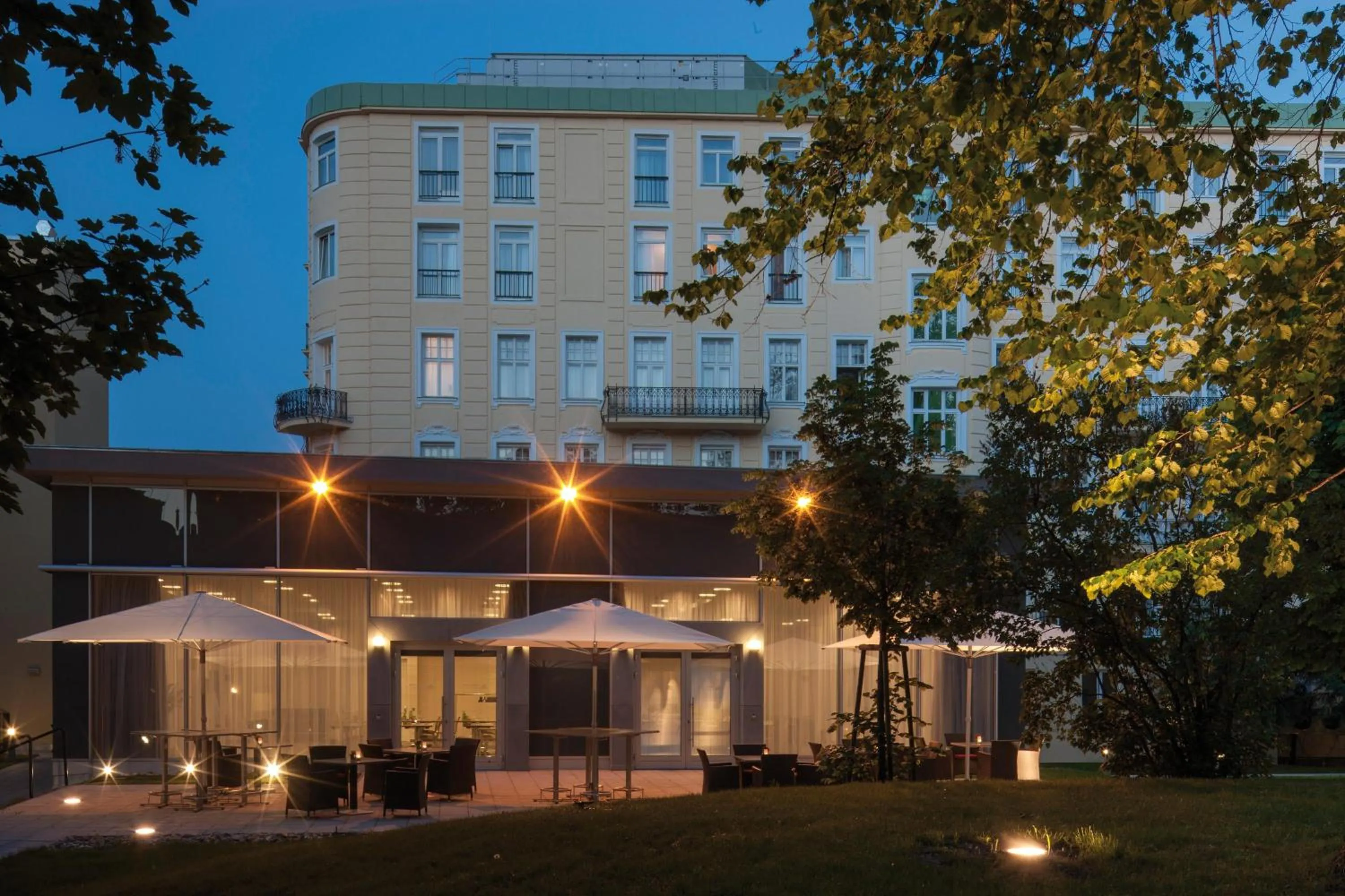 Property building in Austria Trend Parkhotel Schönbrunn Wien