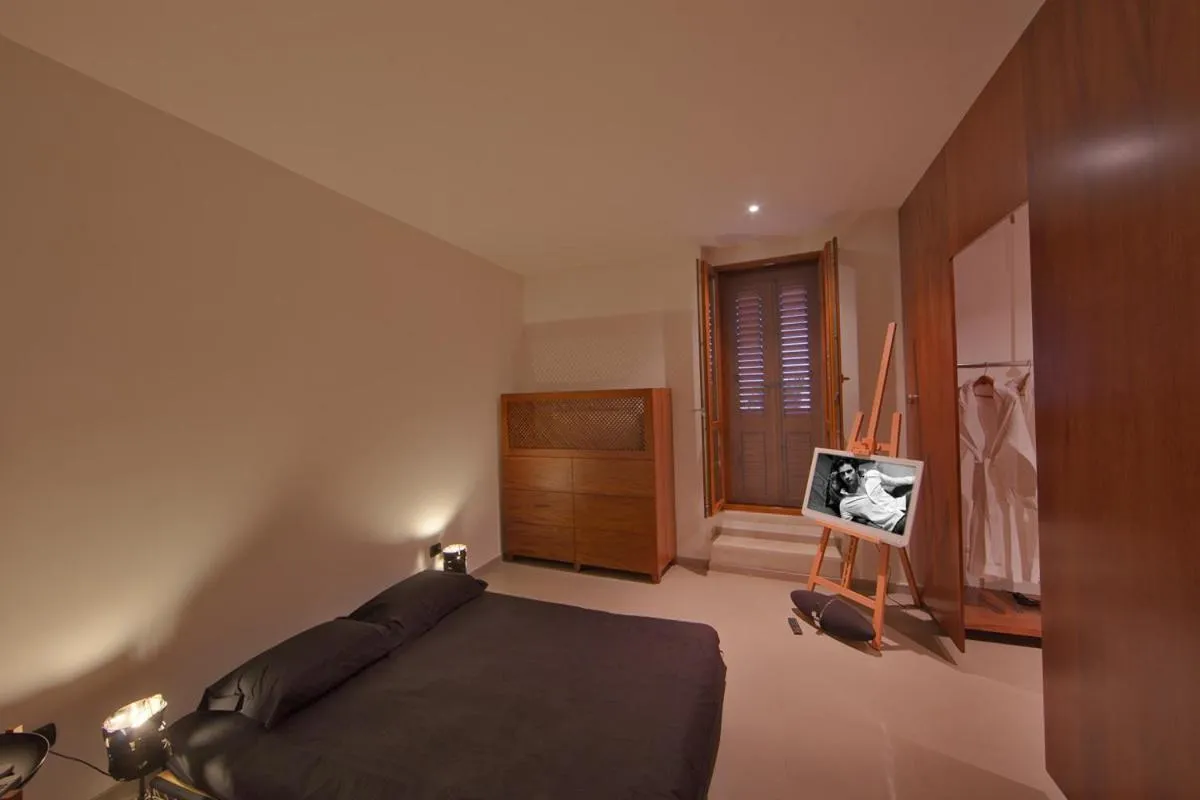 Photo of the whole room, Bed in Zenthe Small Luxury B&B