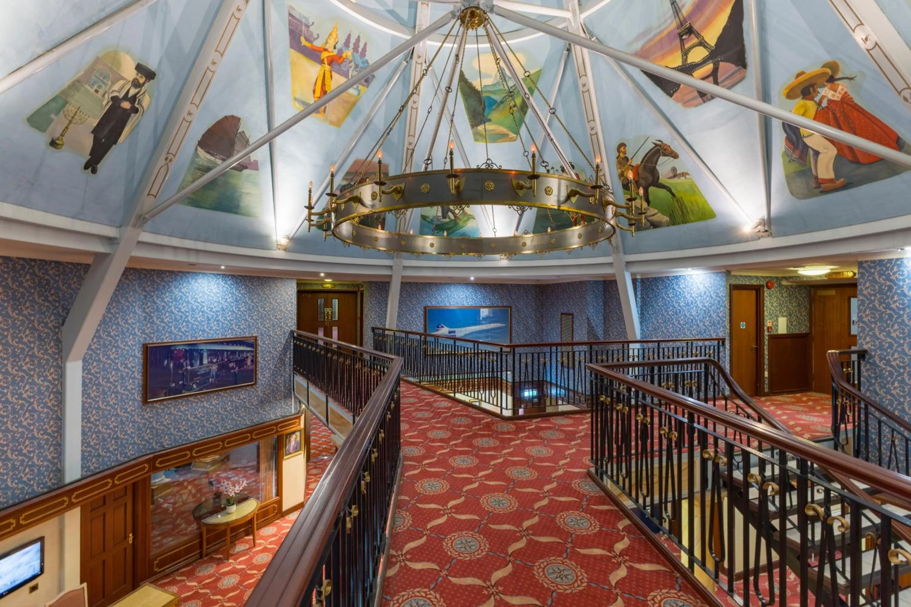 Lakeside International Hotel