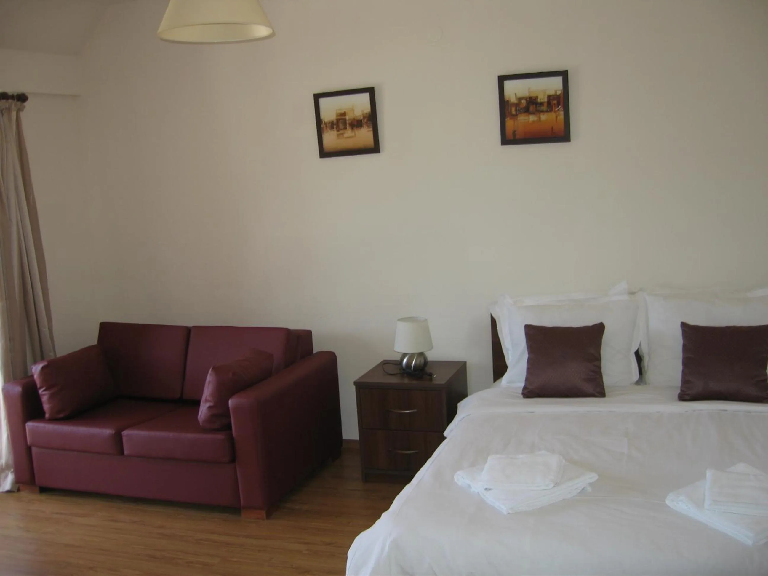 Bed in Chamkoria Chalets