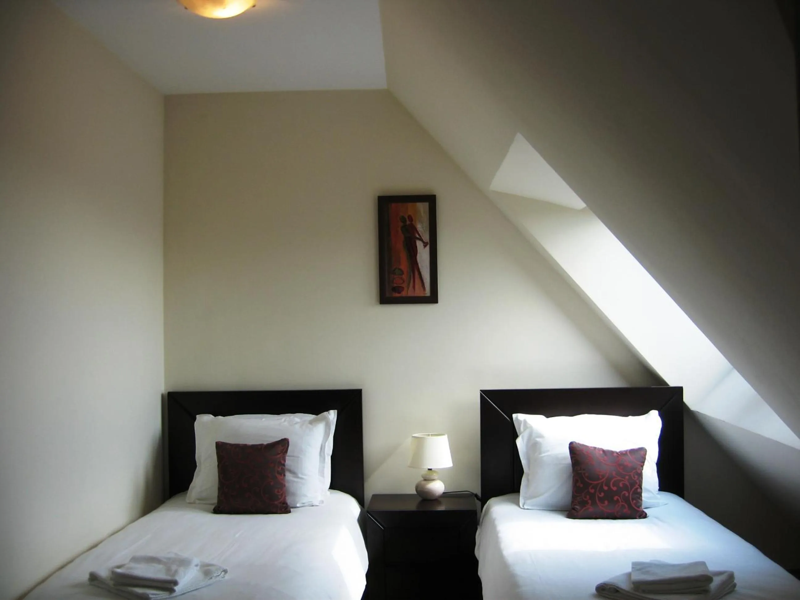 Bed in Chamkoria Chalets