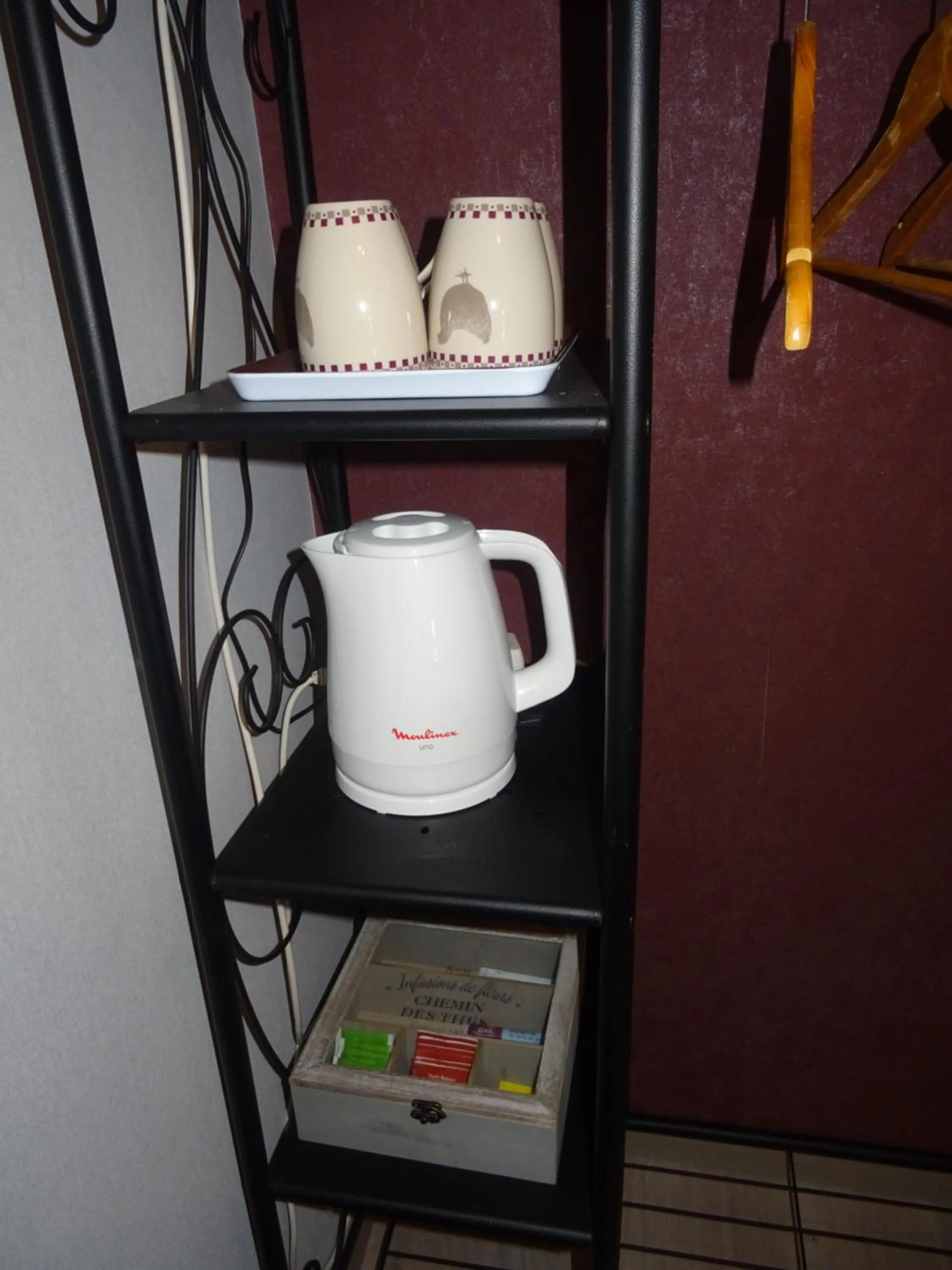 Coffee/tea facilities in La Lauriére