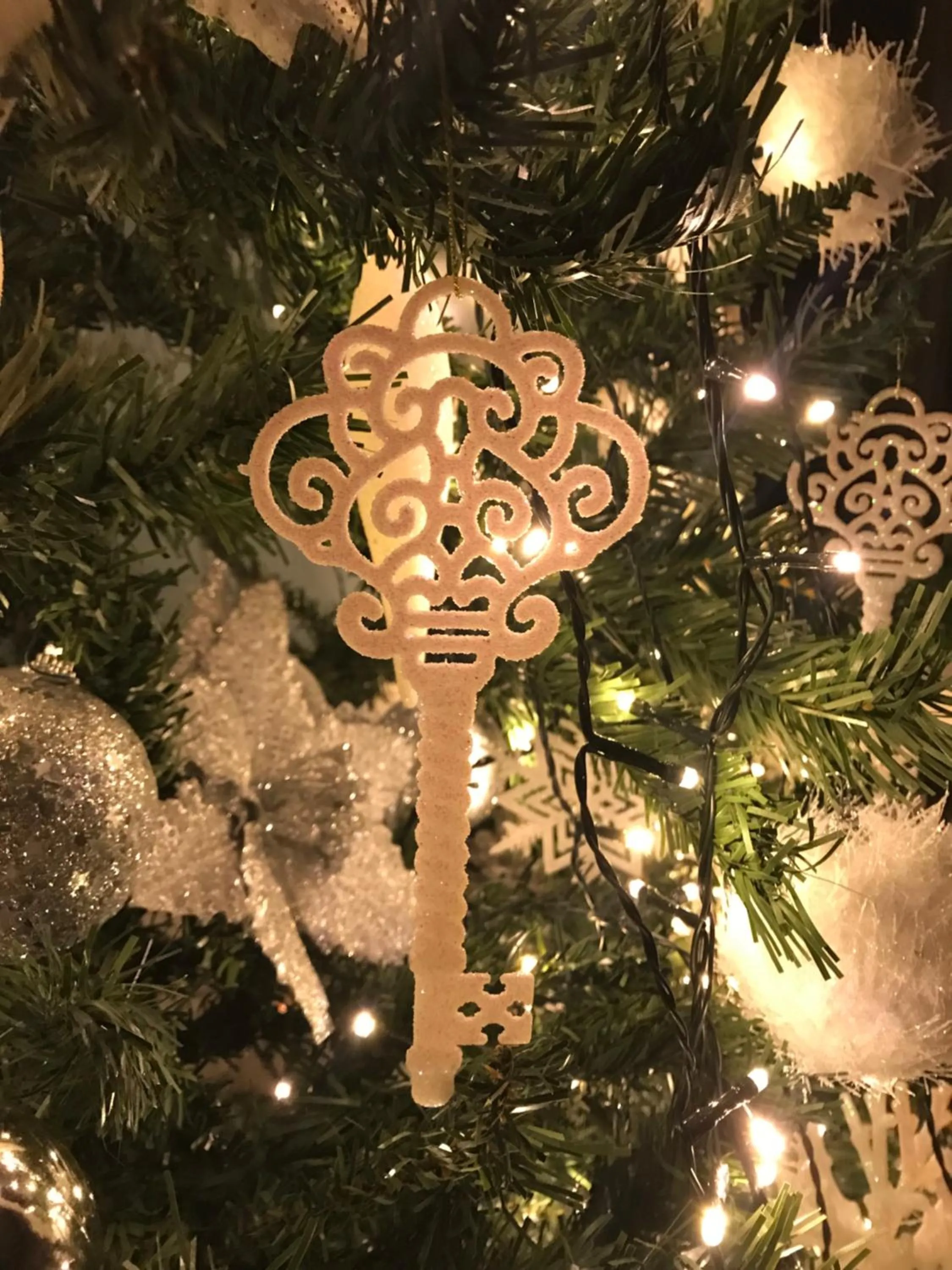 Decorative detail in Hotel Karagianni