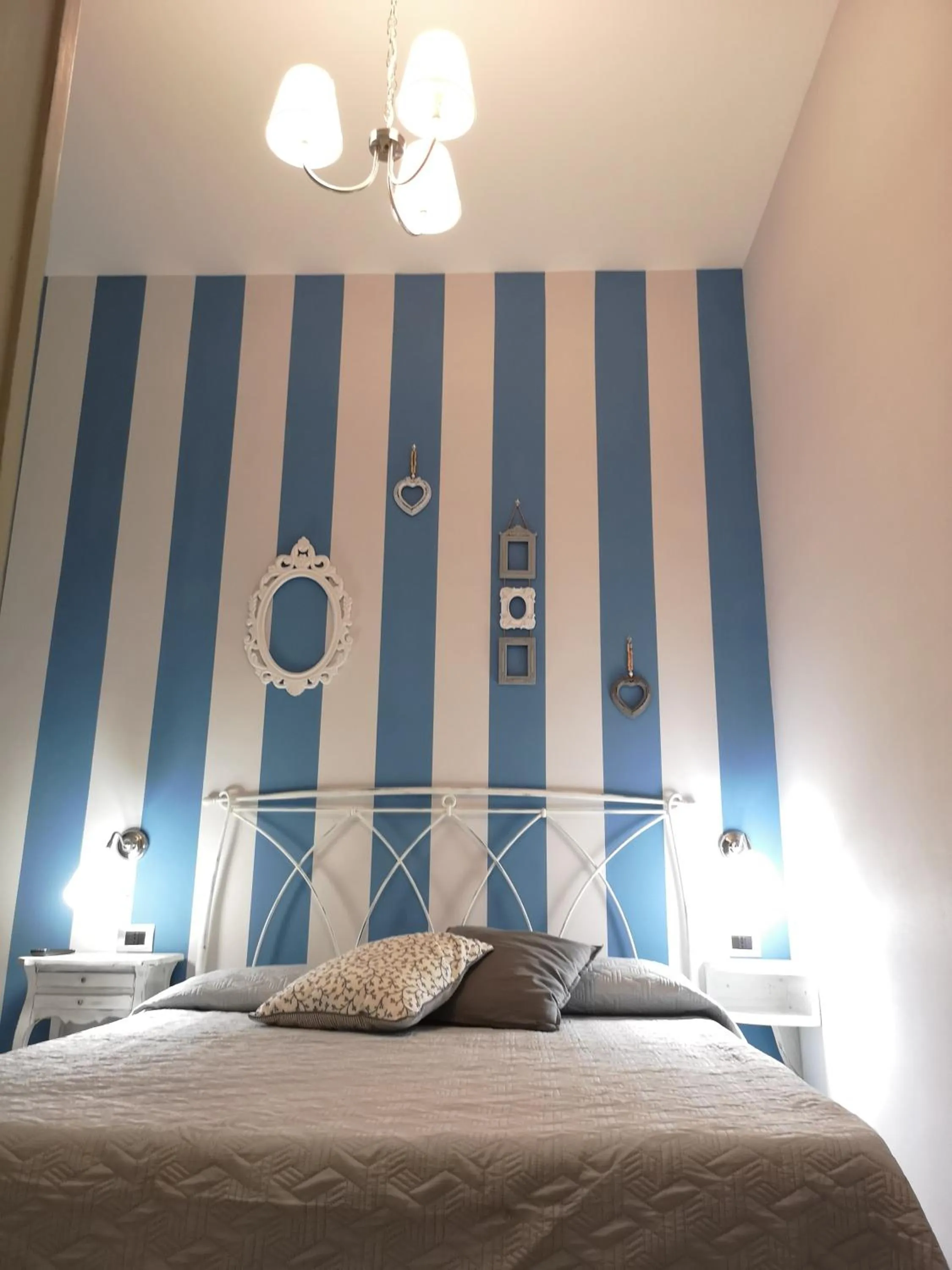 Bed in B&B Pantarei Napoli