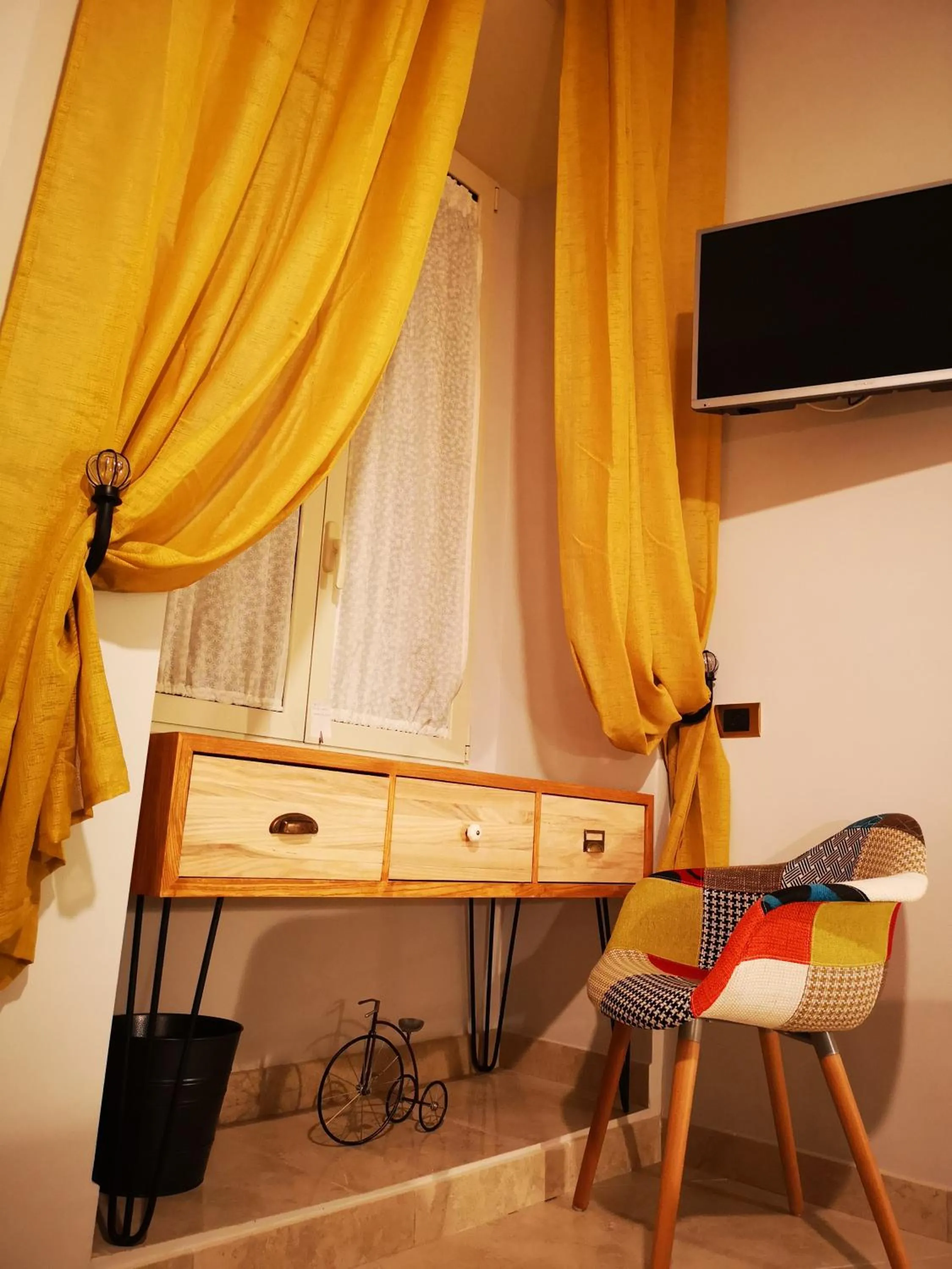 Decorative detail in B&B Pantarei Napoli