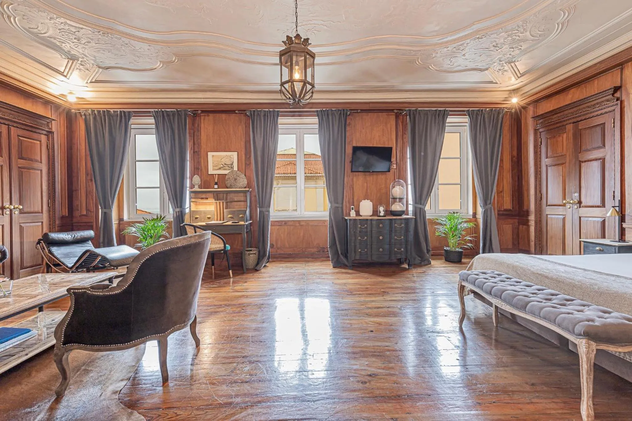 Living room, Bed in Palacio Ramalhete
