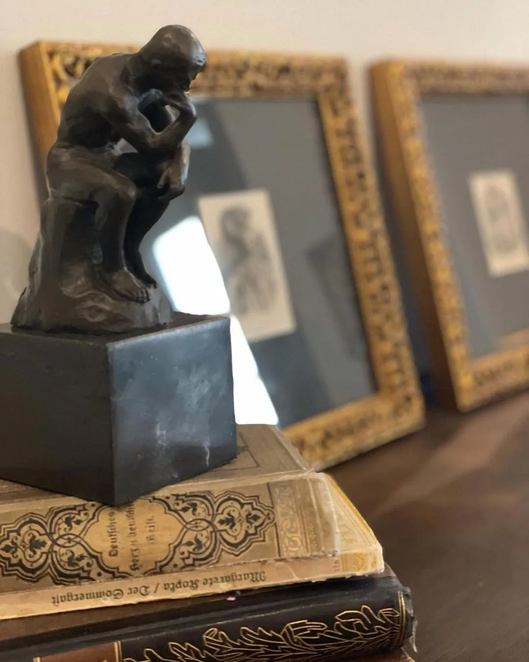 Decorative detail in Palacio Ramalhete