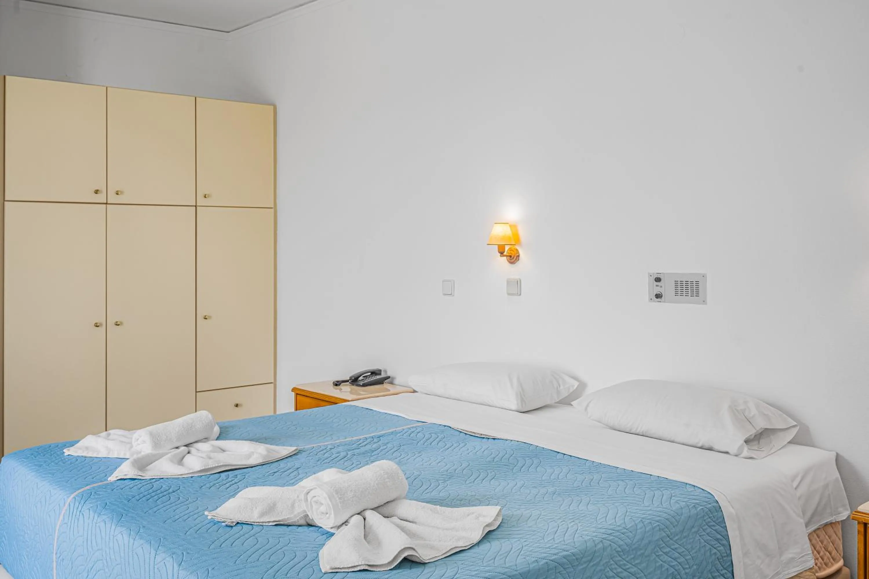 Bedroom, Bed in Creta Verano Hotel