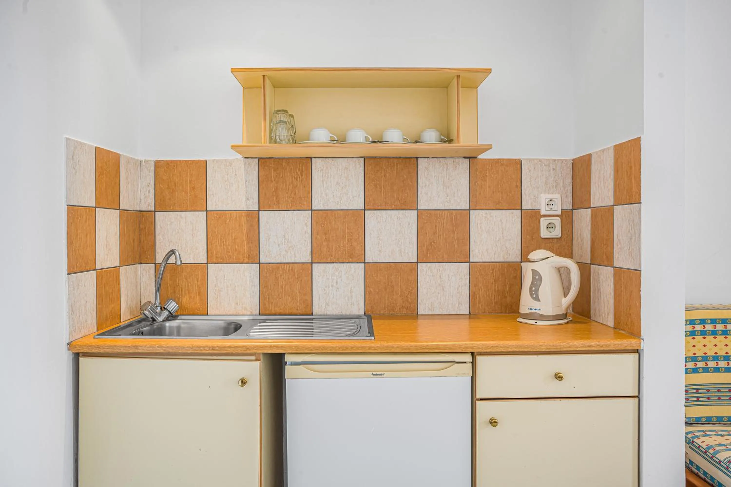 Coffee/tea facilities in Creta Verano Hotel