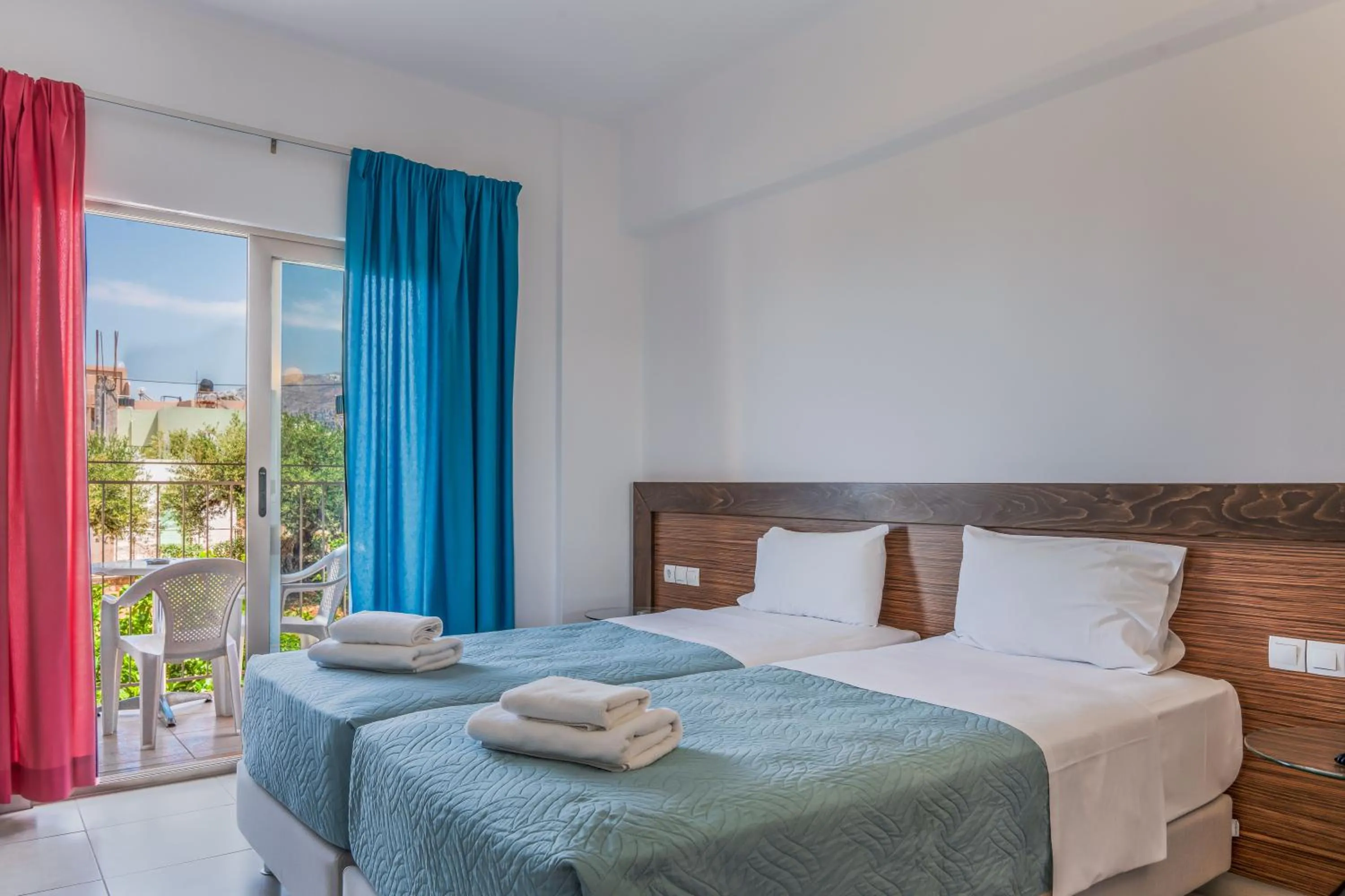 Photo of the whole room, Bed in Creta Verano Hotel