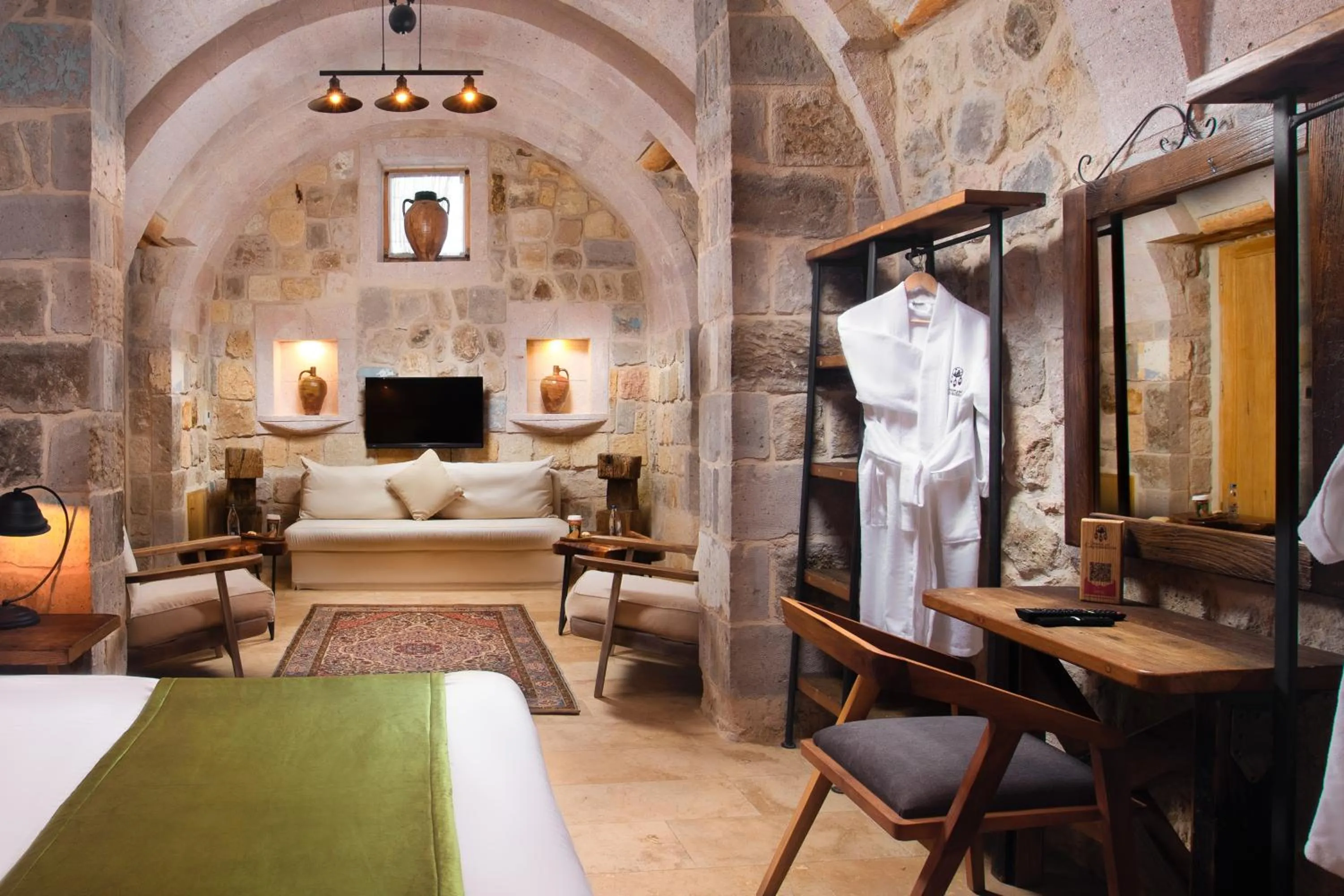 Photo of the whole room, Bed in Dream of Cappadocia