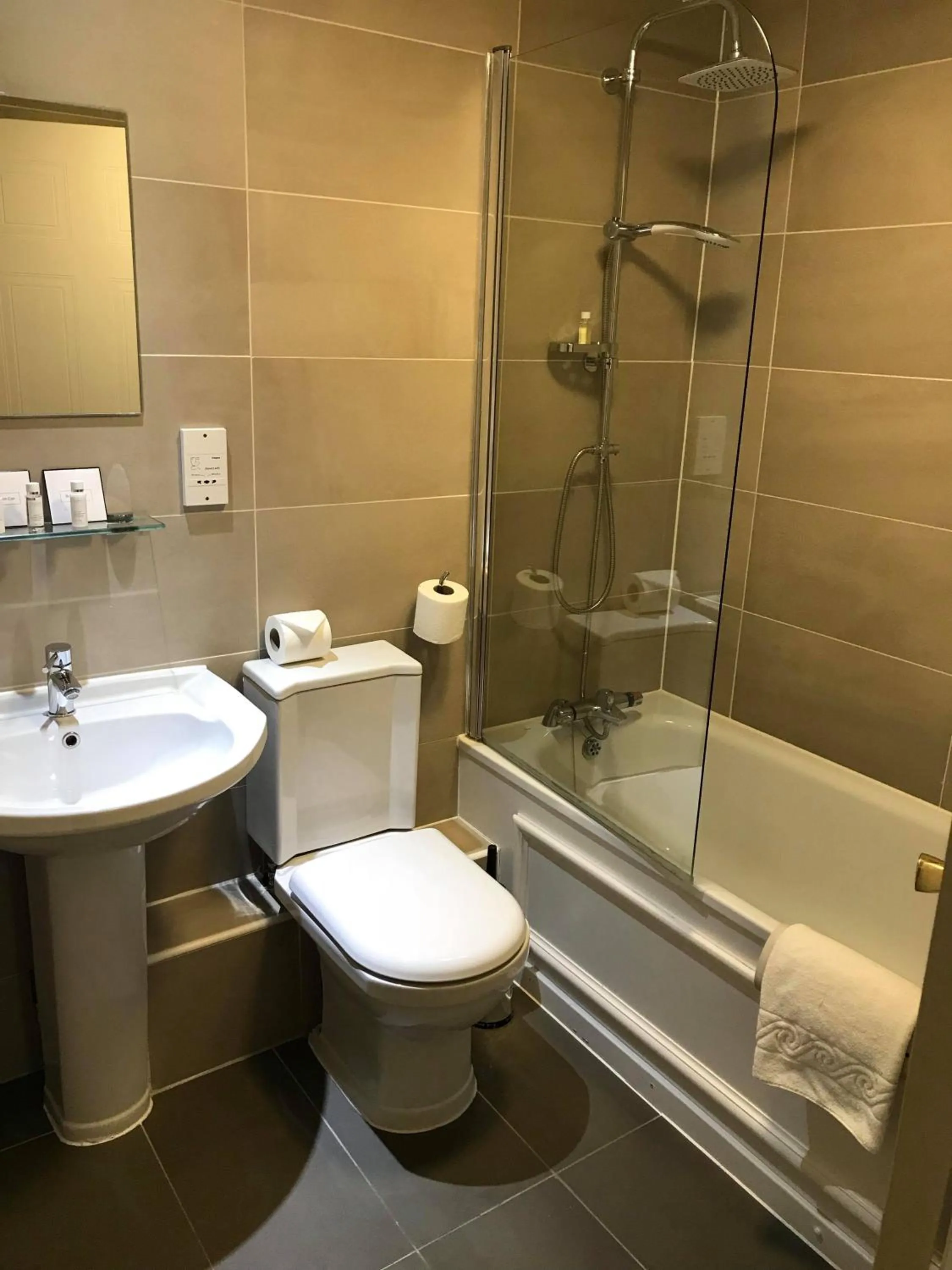 Bridge of Orchy Hotel