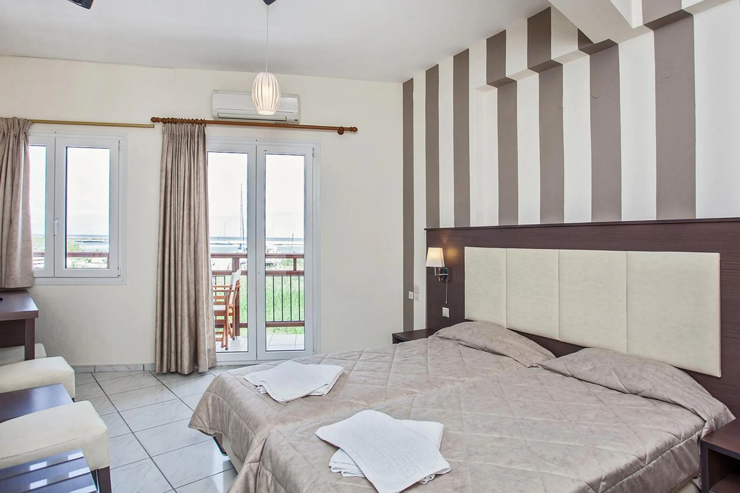 Bedroom, Bed in Akti Fine Rooms