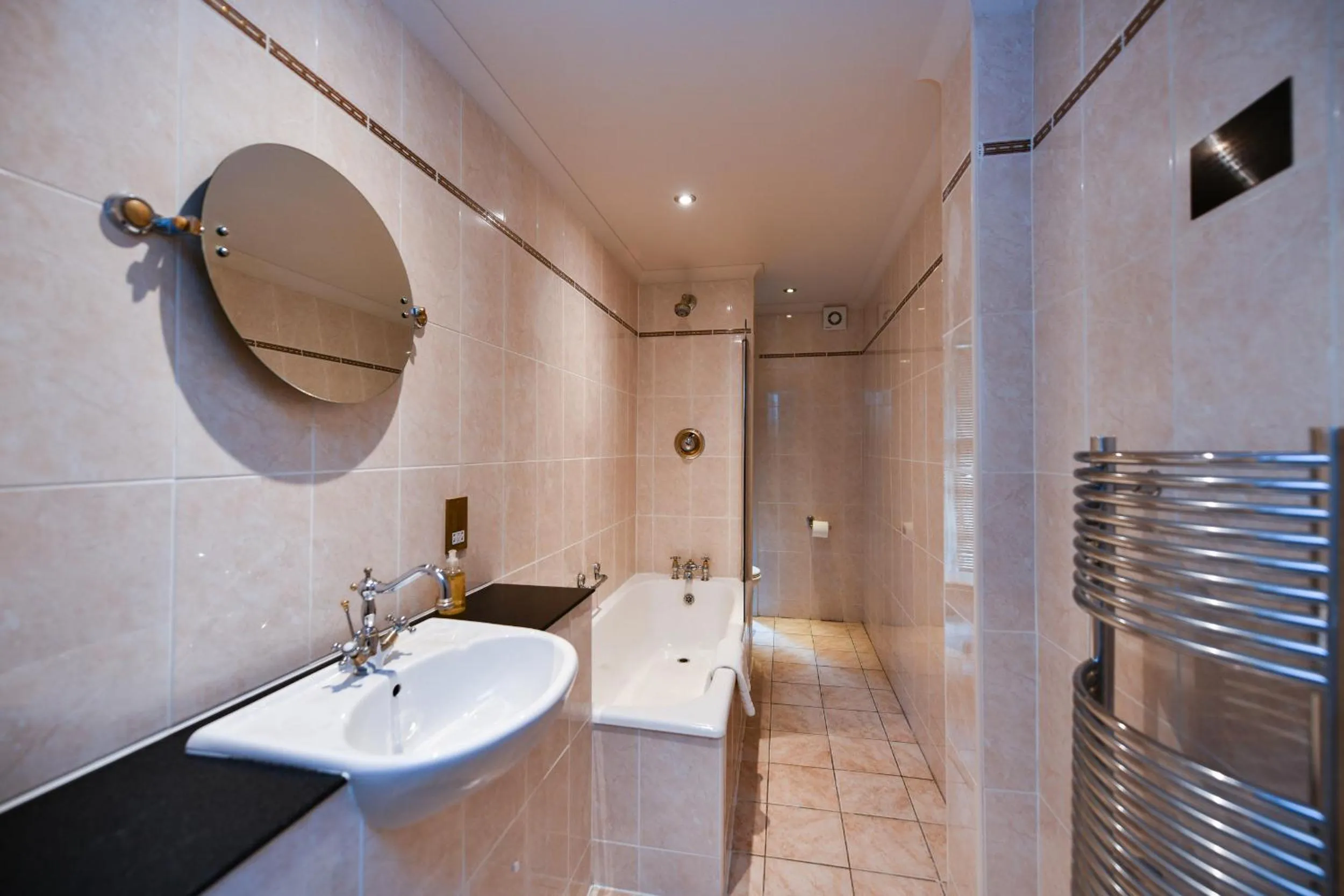 Bathroom in Savoy Park Hotel