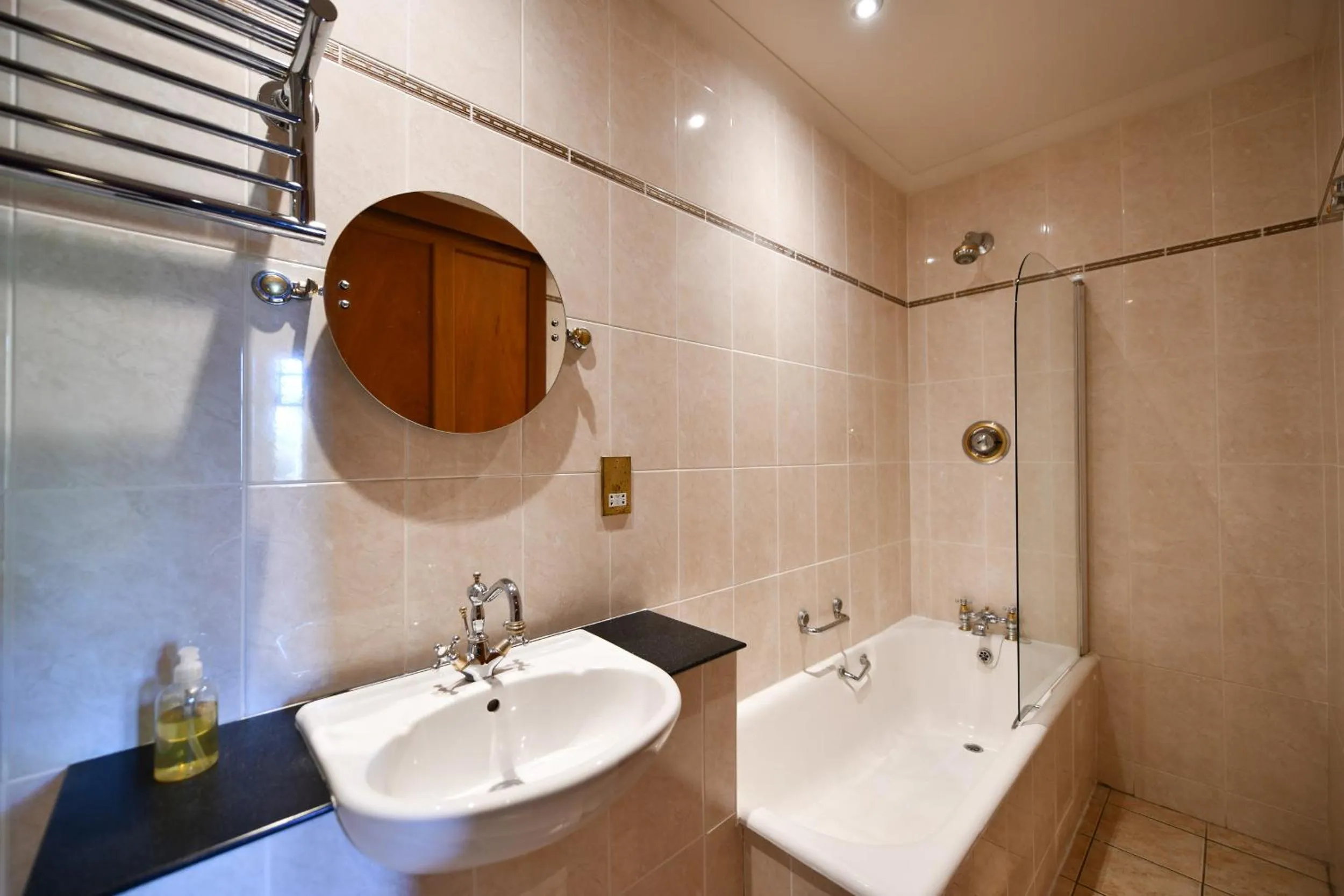 Bathroom in Savoy Park Hotel