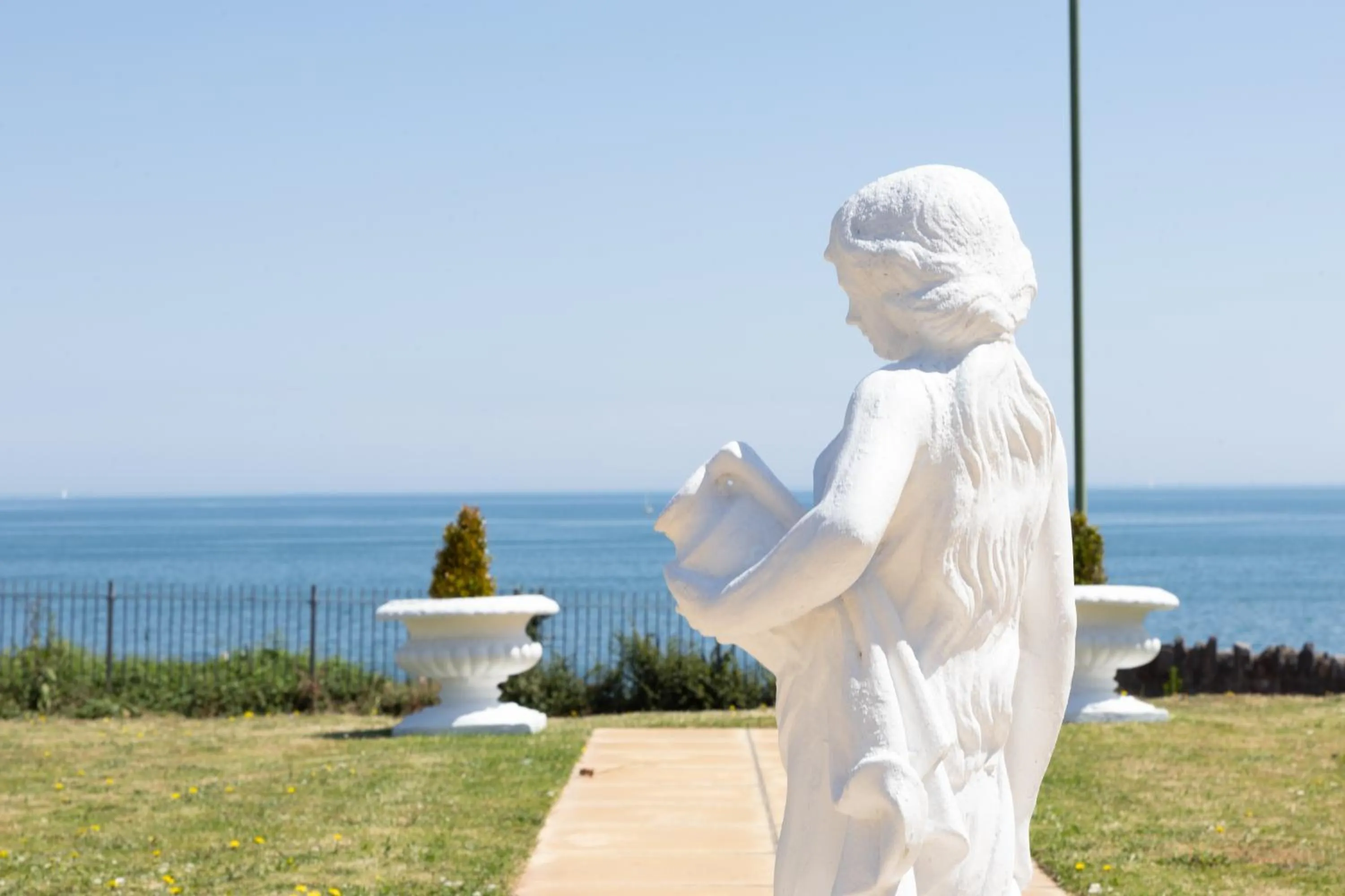 Sea view in Waters Edge Hotel Torquay