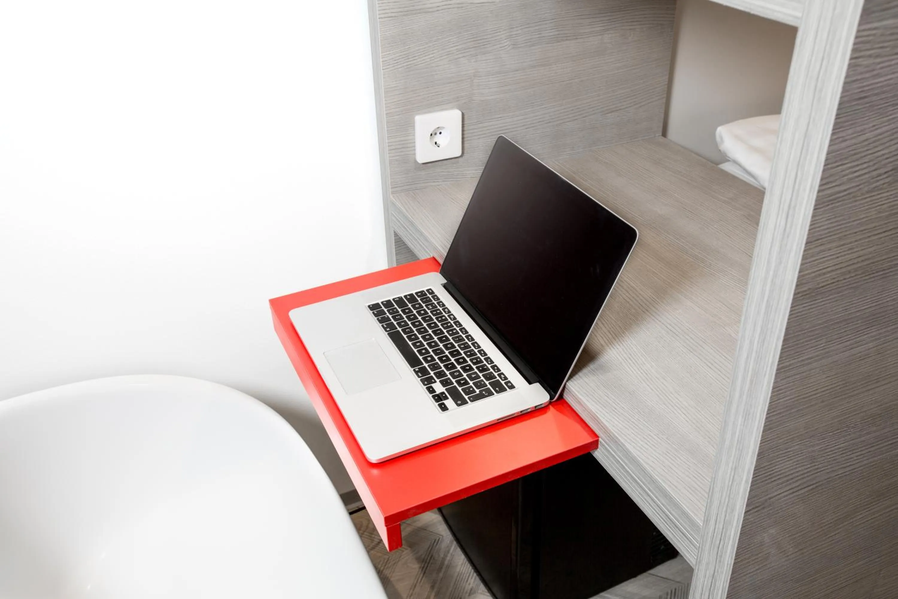 Dining area in Omena Hotel Helsinki Lönnrotinkatu