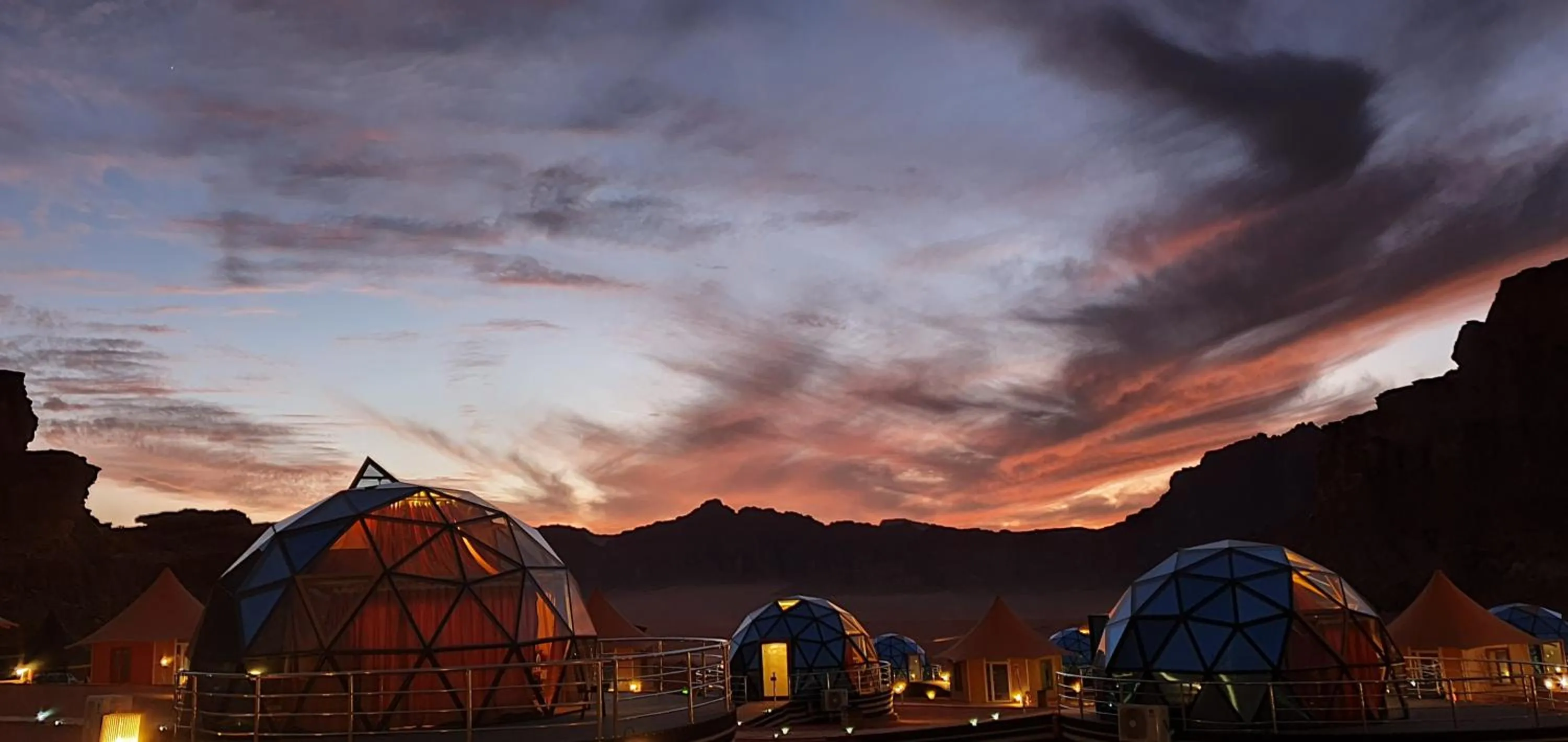 Sunset in Memories Aicha Luxury Camp