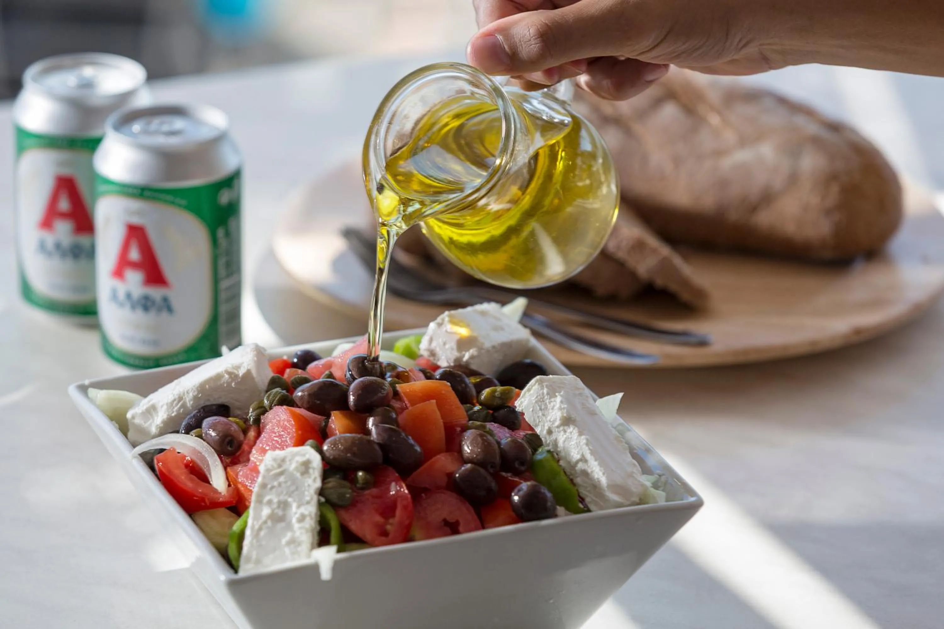 Food and drinks in Peninsula Resort & Spa