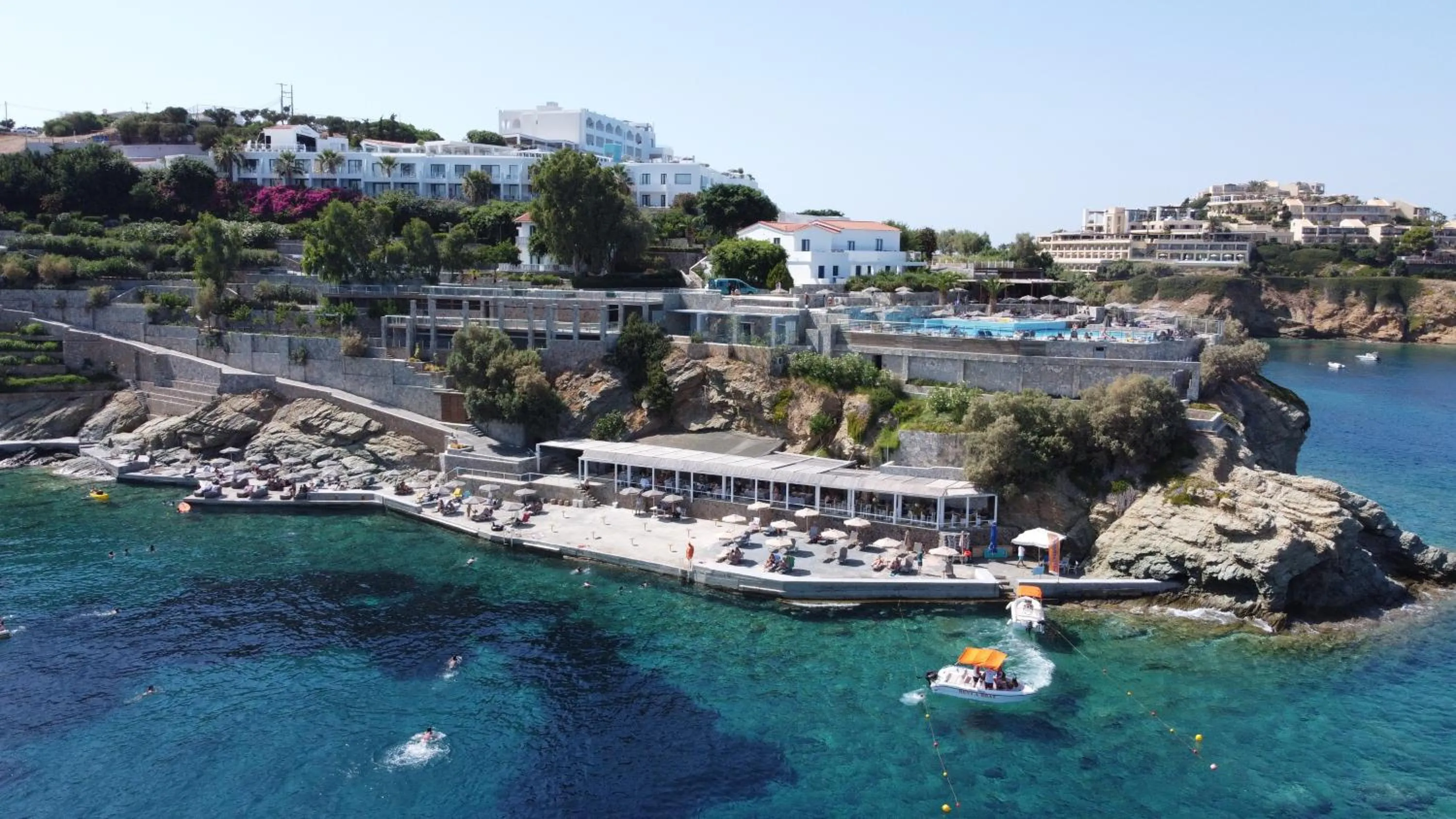 Natural landscape in Peninsula Resort & Spa