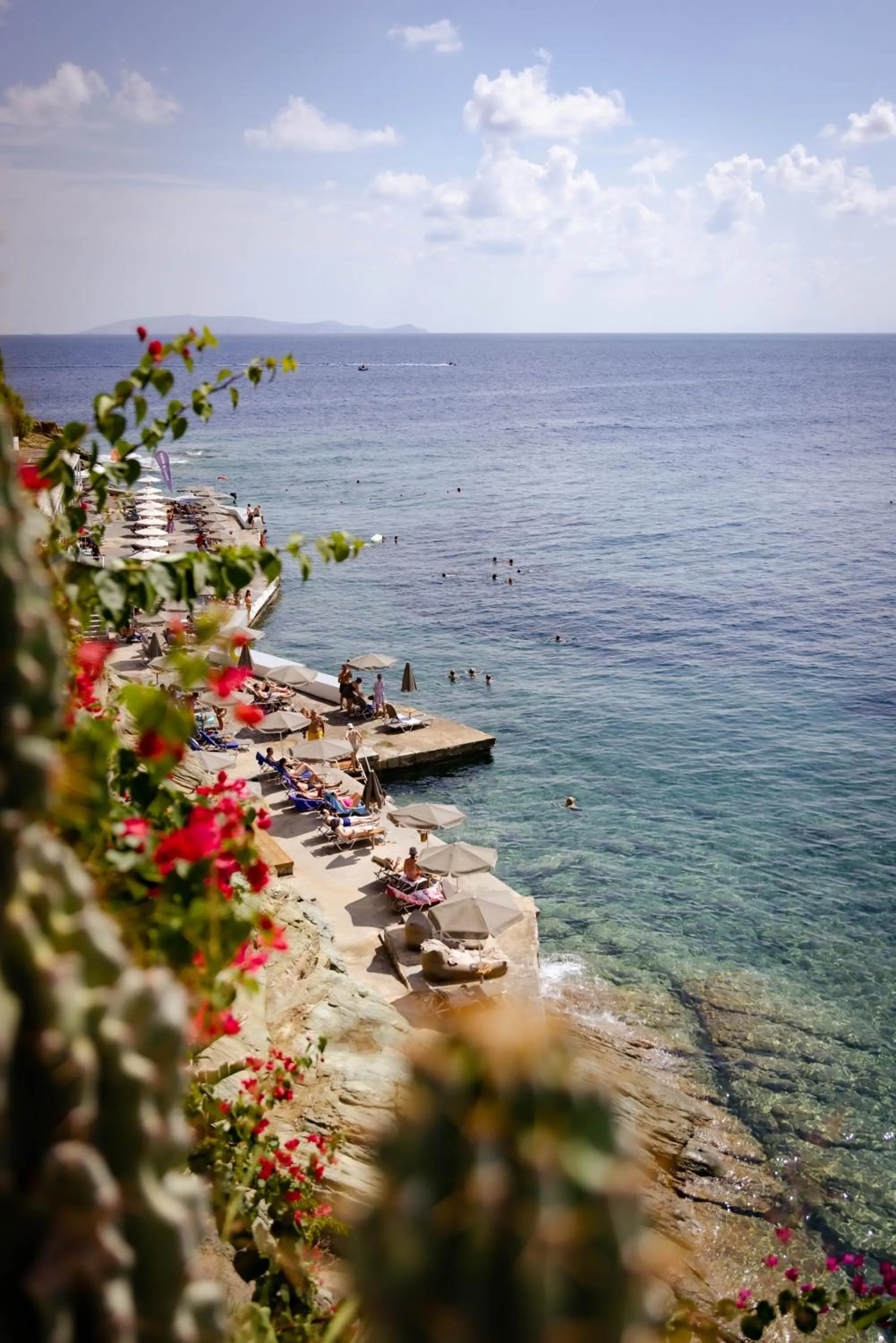 Beach in Peninsula Resort & Spa