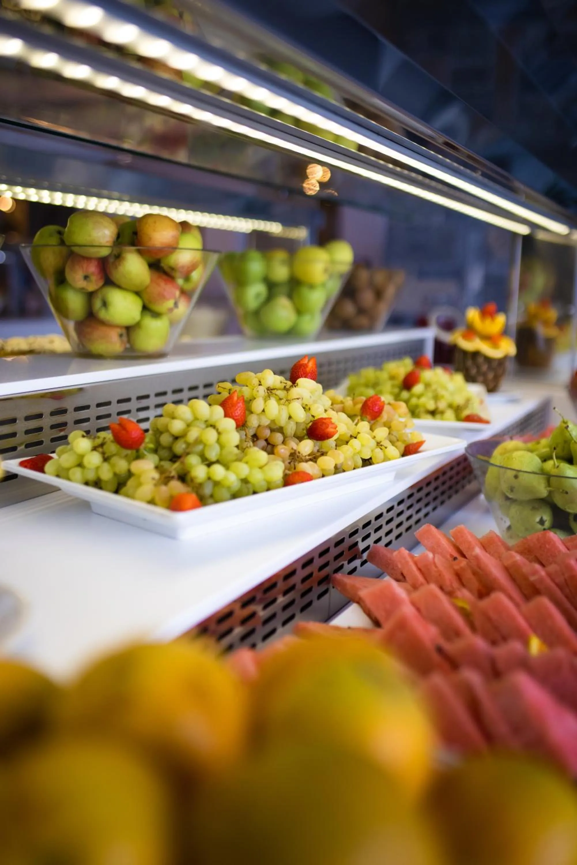 Food in Peninsula Resort & Spa