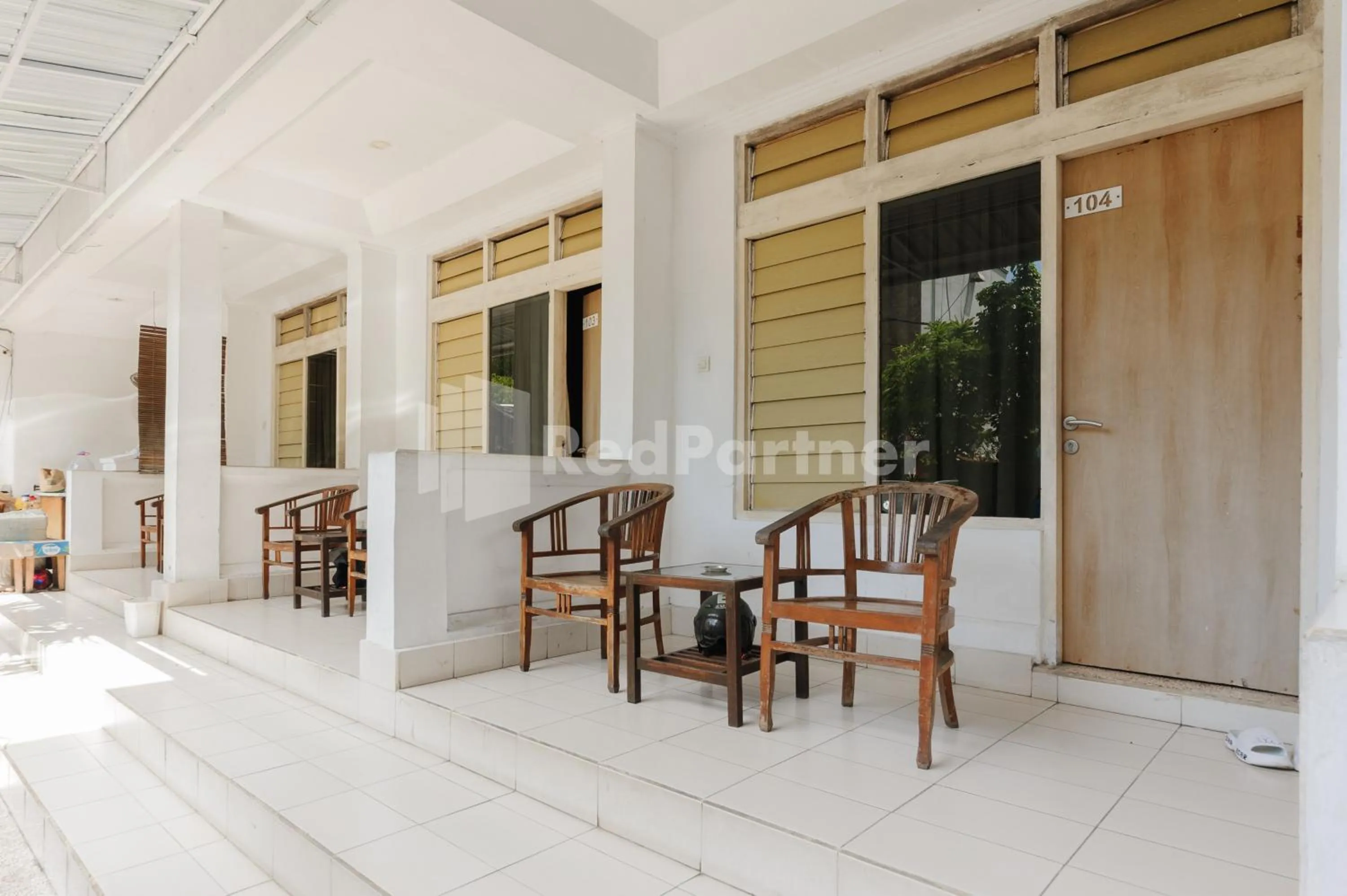Seating area in Pulau Bali Hotel Denpasar RedPartner