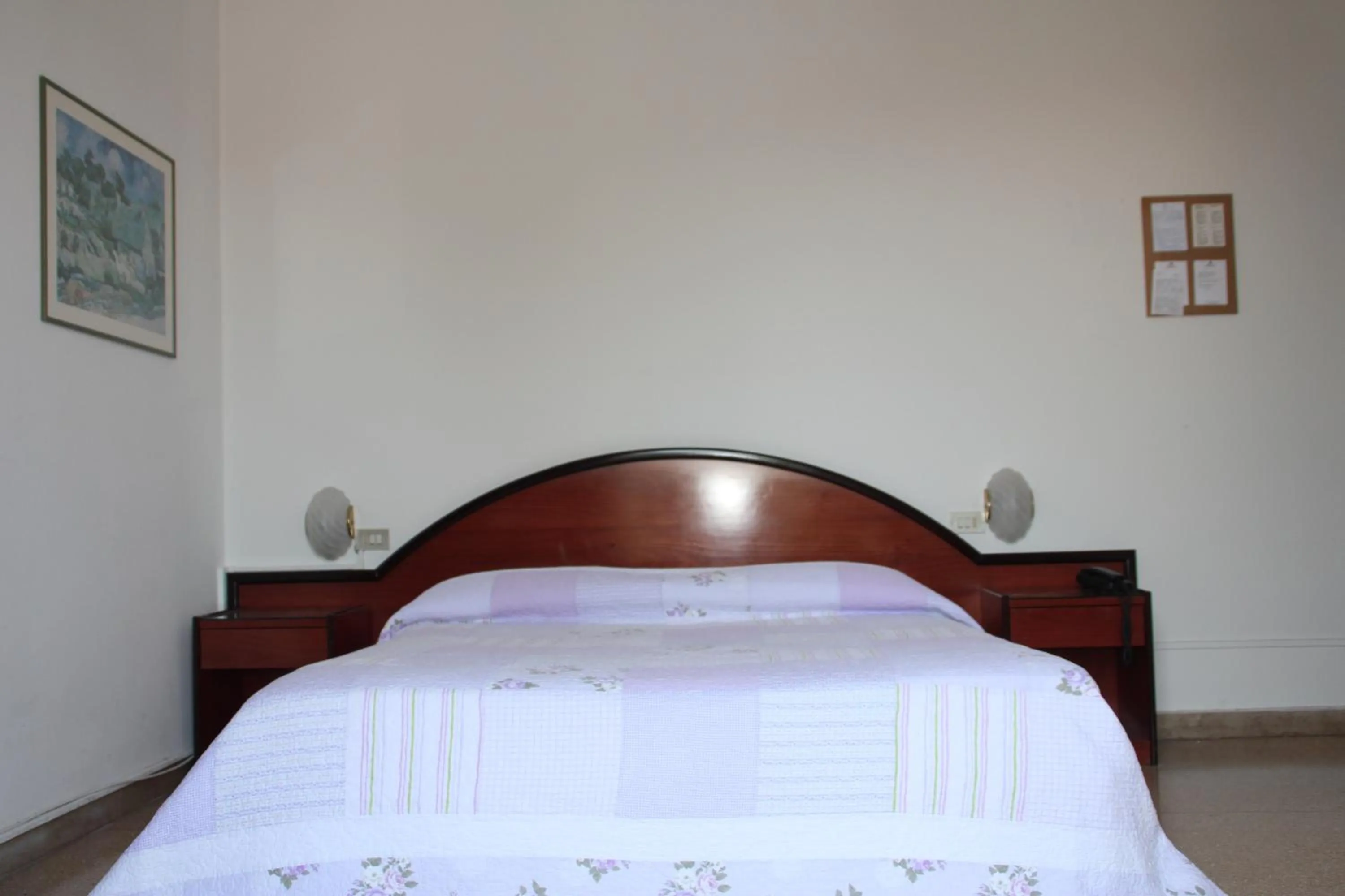 Bed in Nuovo Hotel San Martino snc