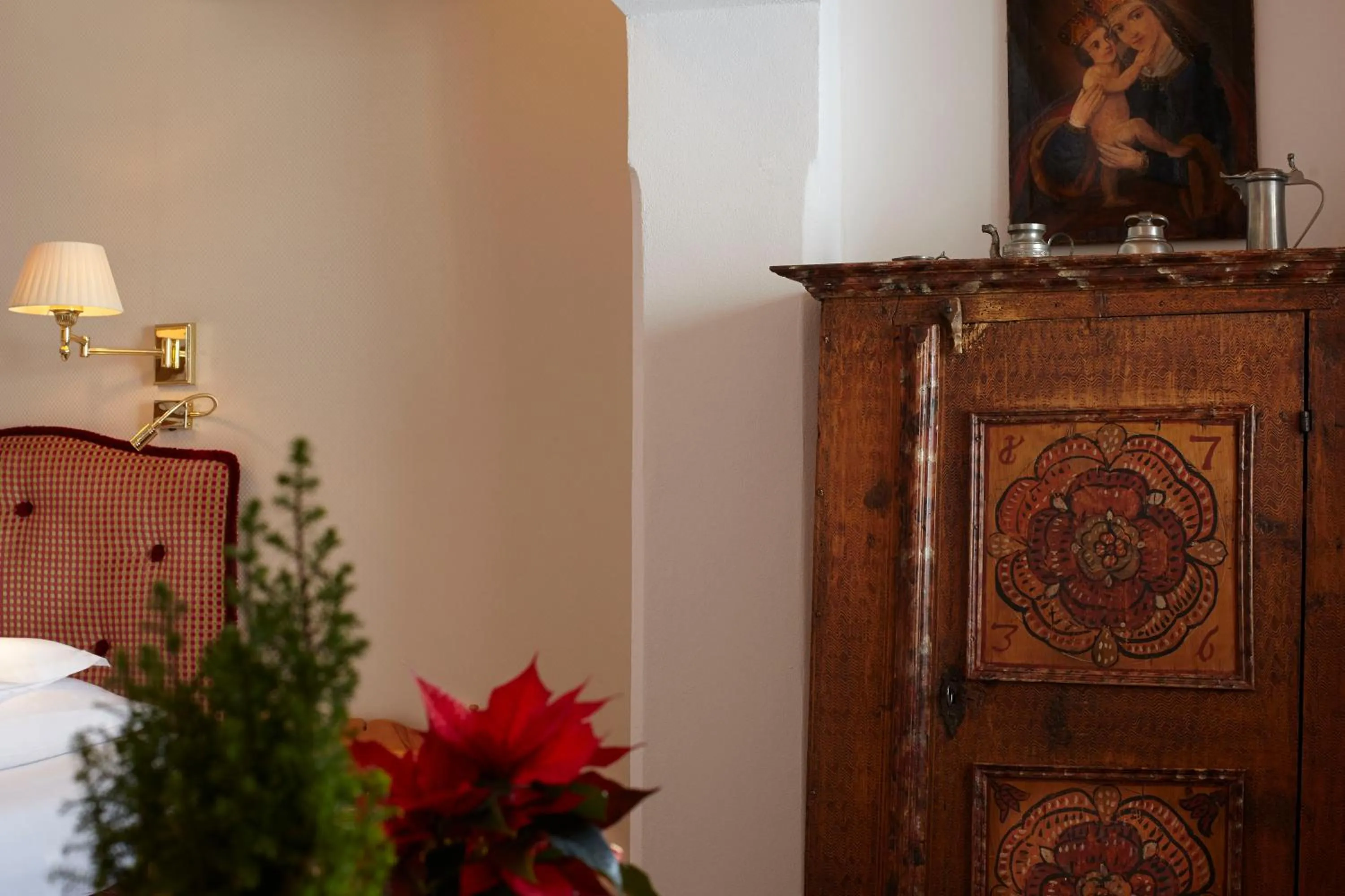 Decorative detail, Bed in Sporthotel Lorünser