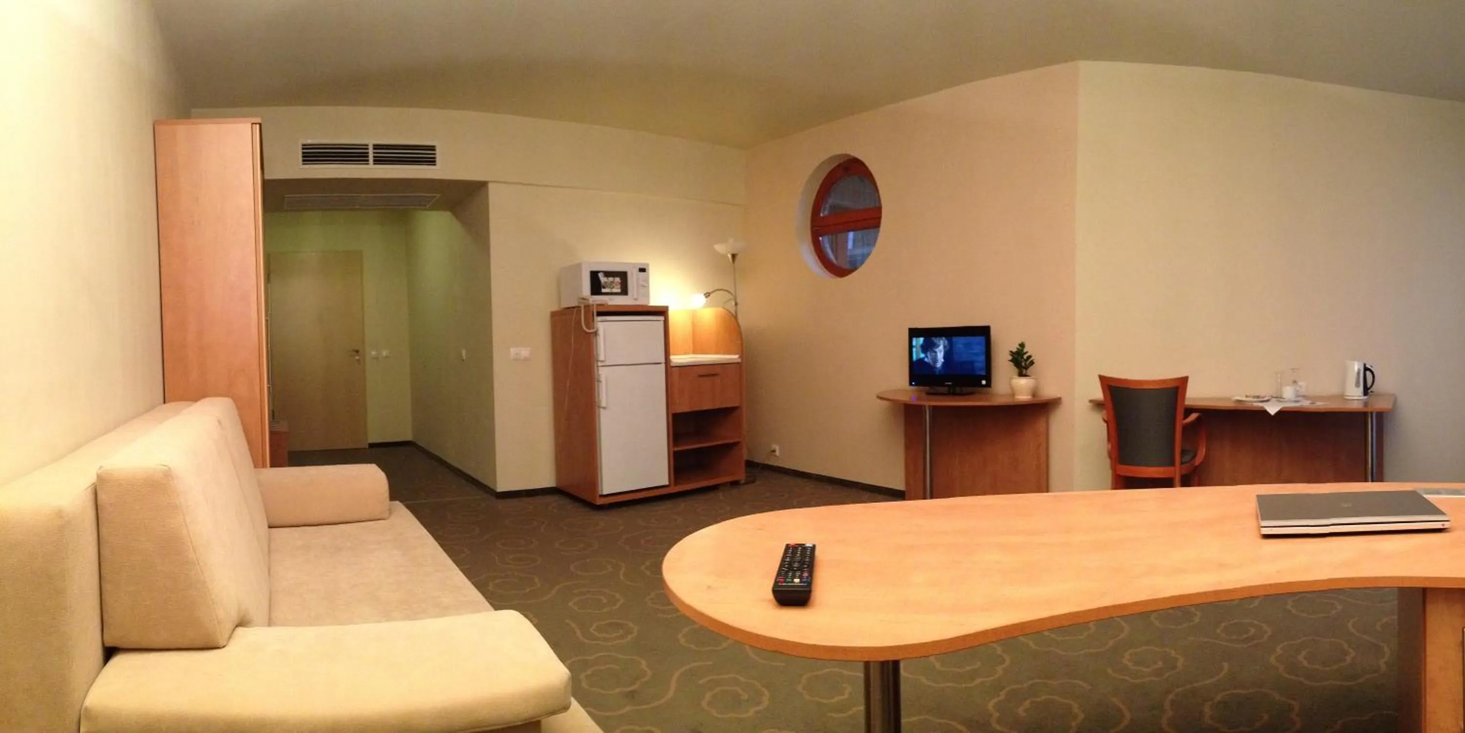 Living room in Semiramis Business Hotel