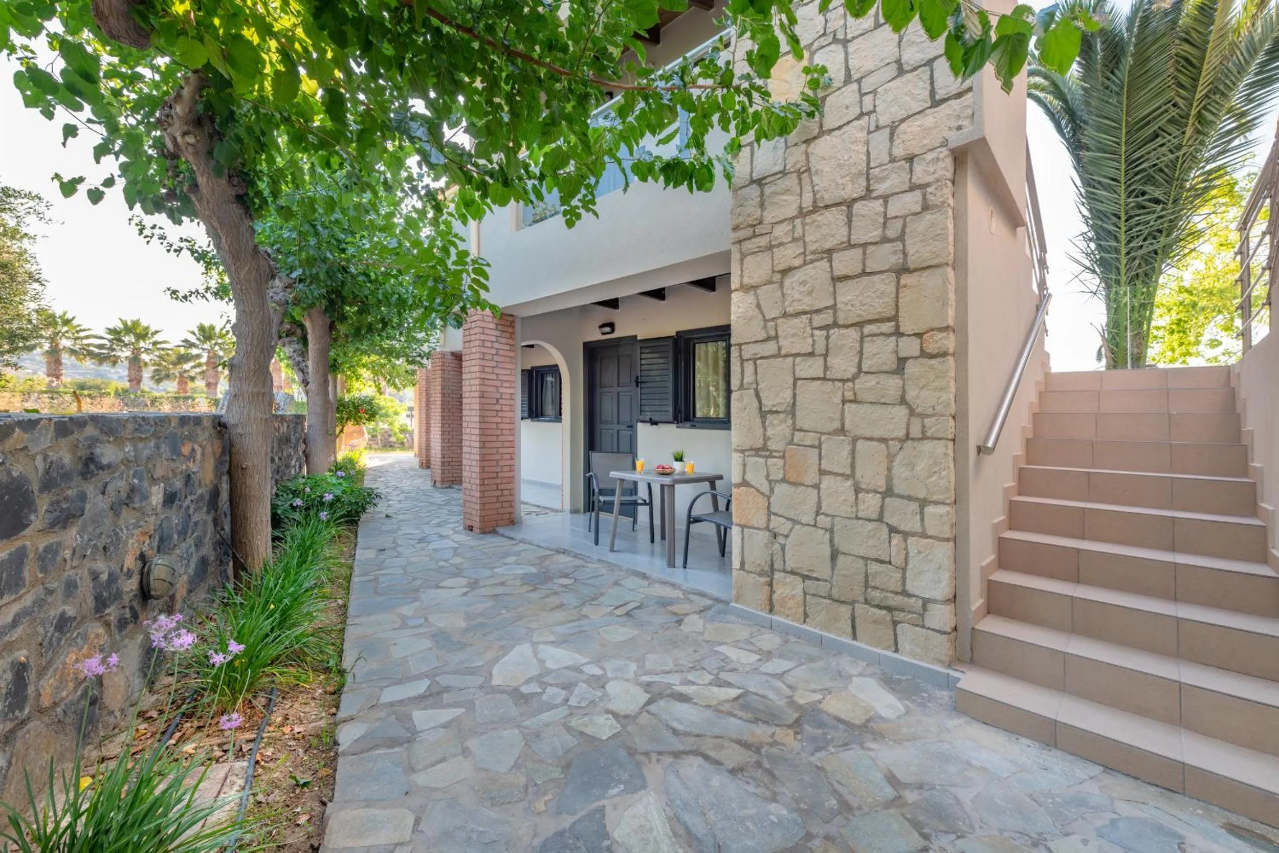 Garden view in Nancy - Chara Apartments