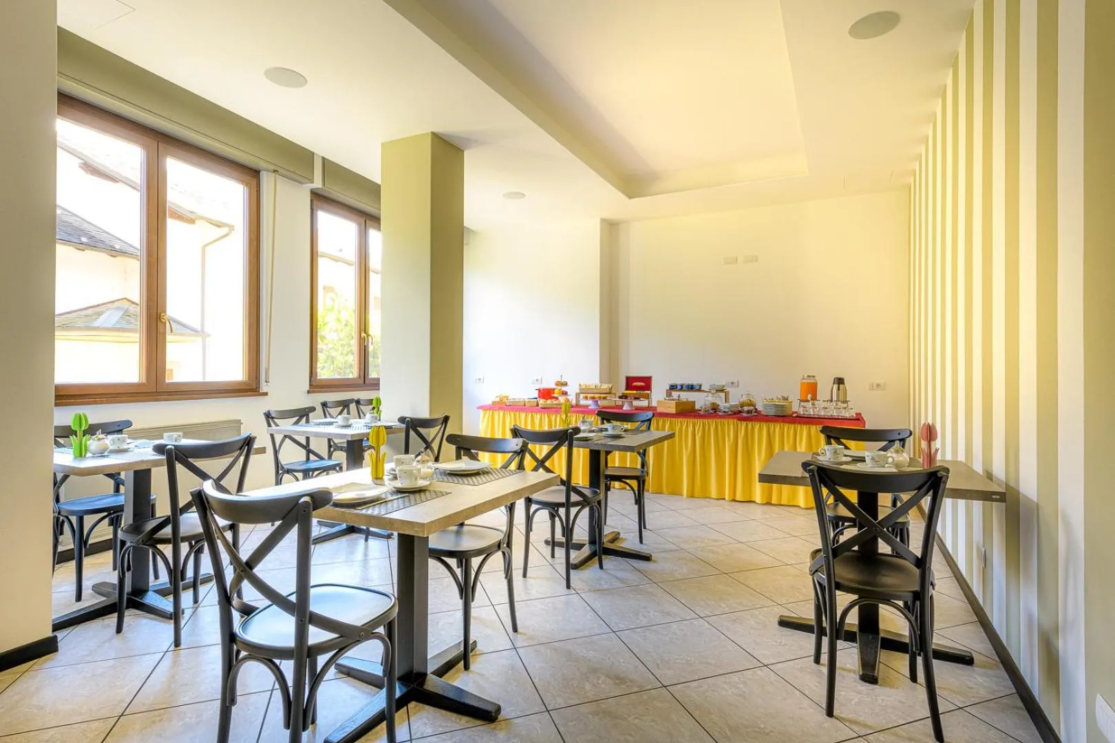 Restaurant/places to eat in Hotel La Rotonda