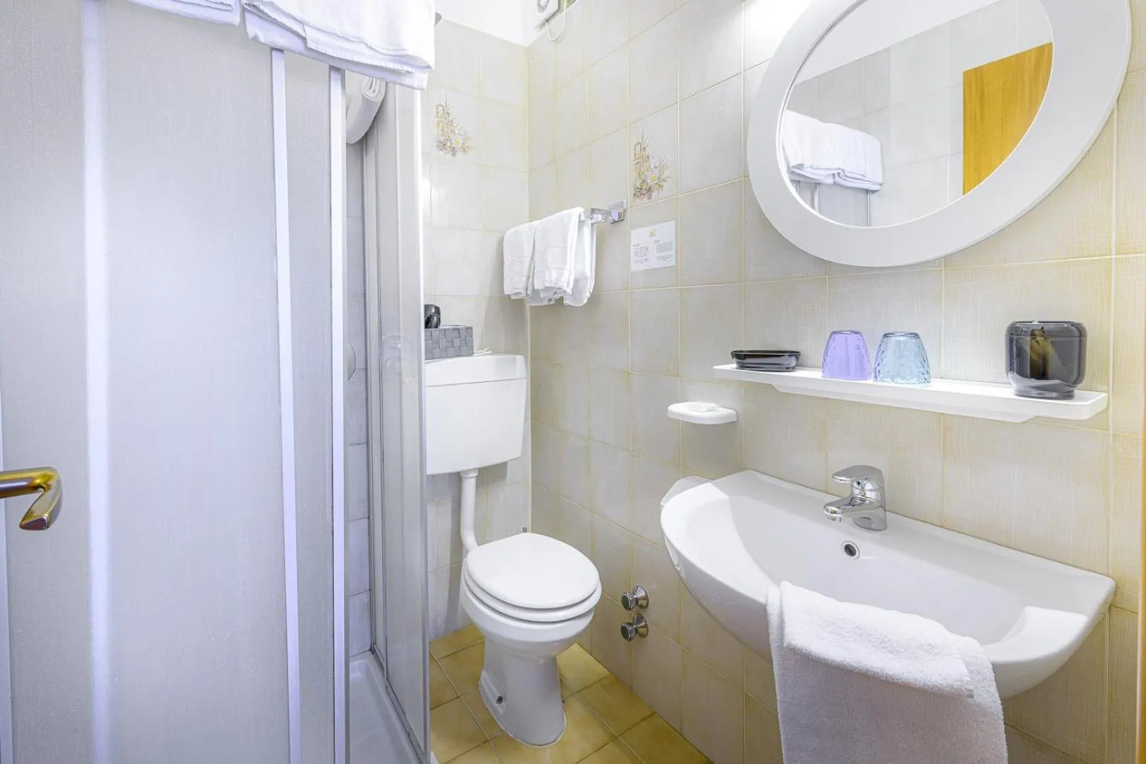 Bathroom in Hotel La Rotonda