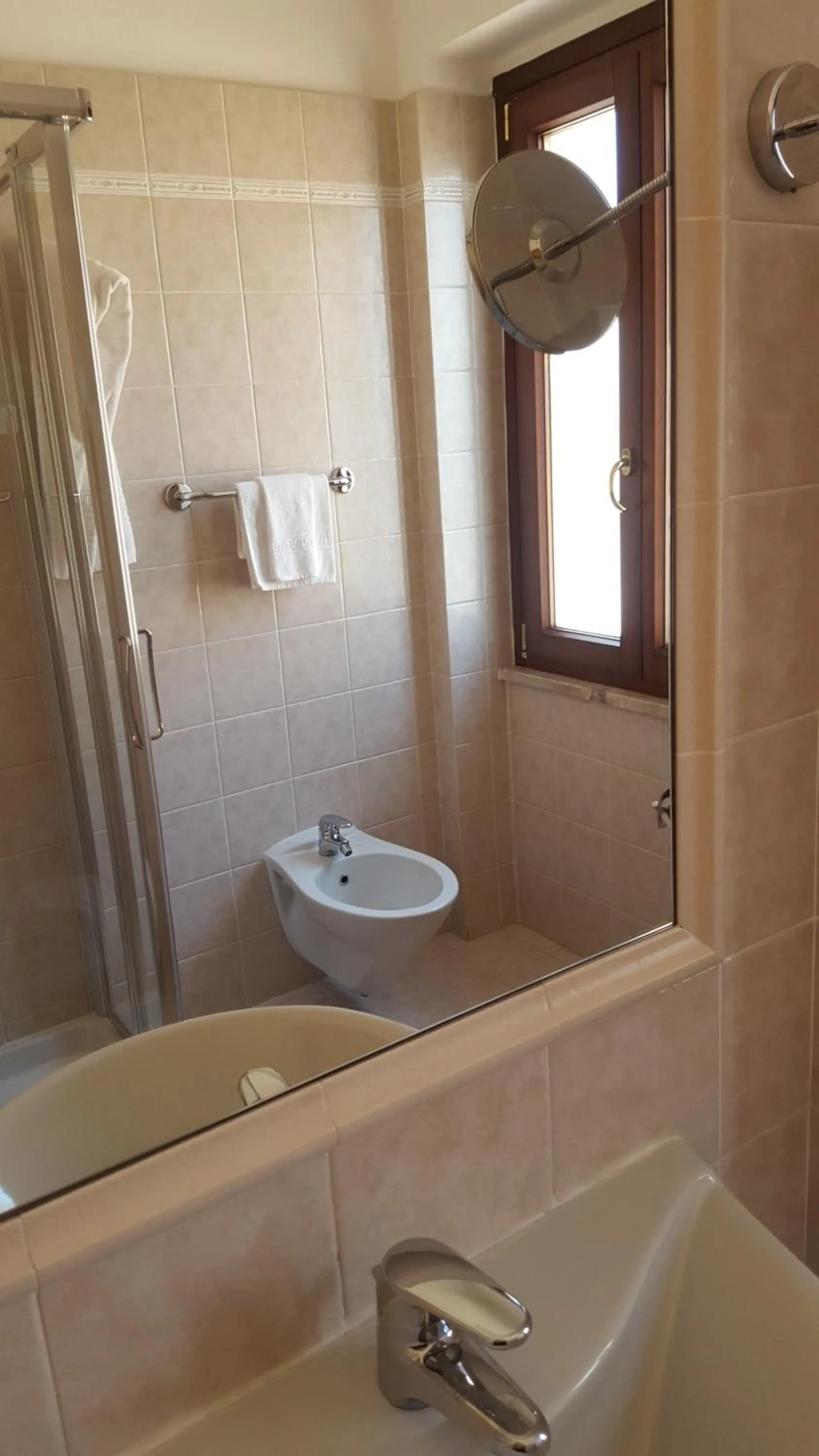 Bathroom in Nuovo Albergo