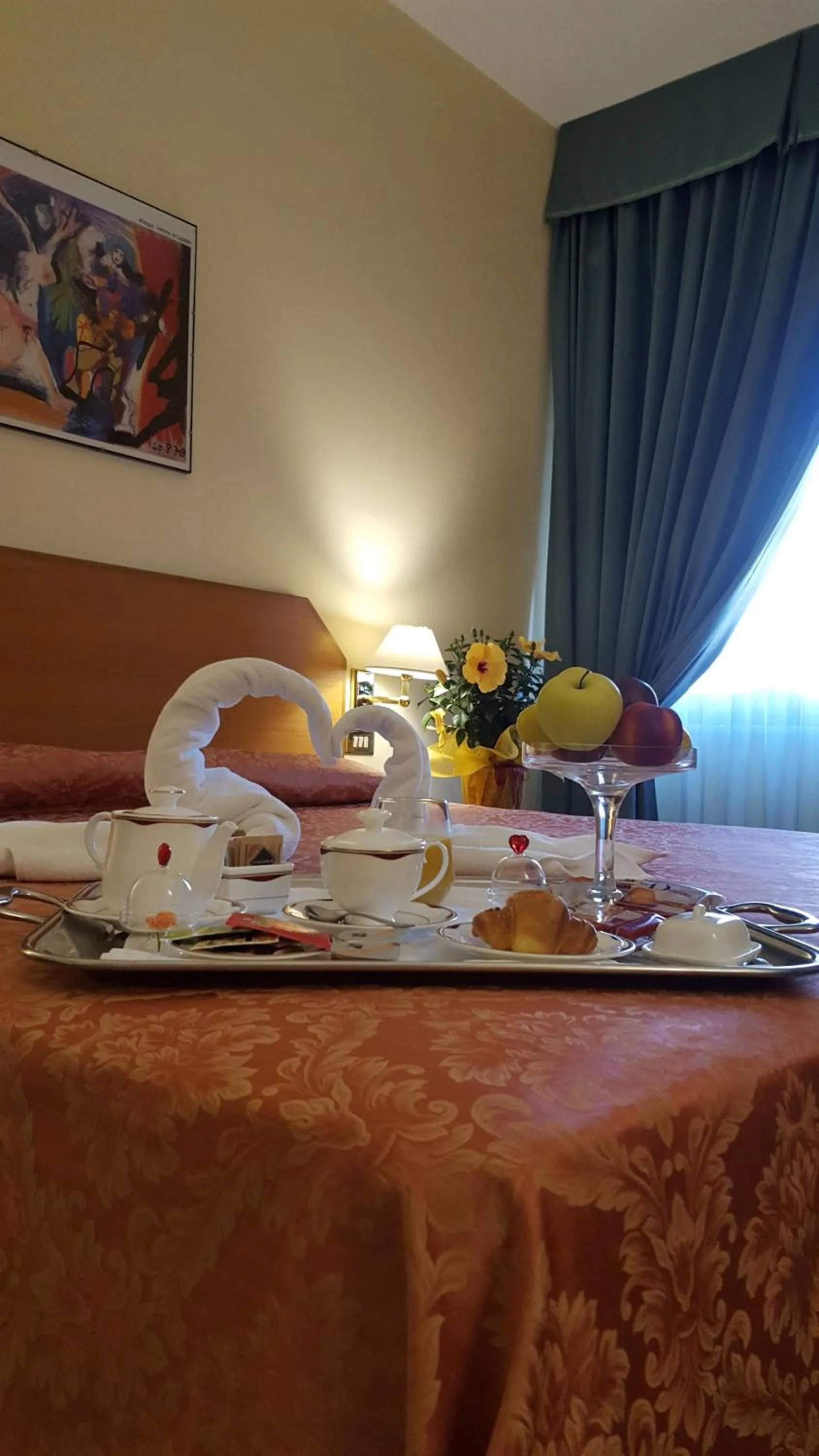 Decorative detail in Nuovo Albergo