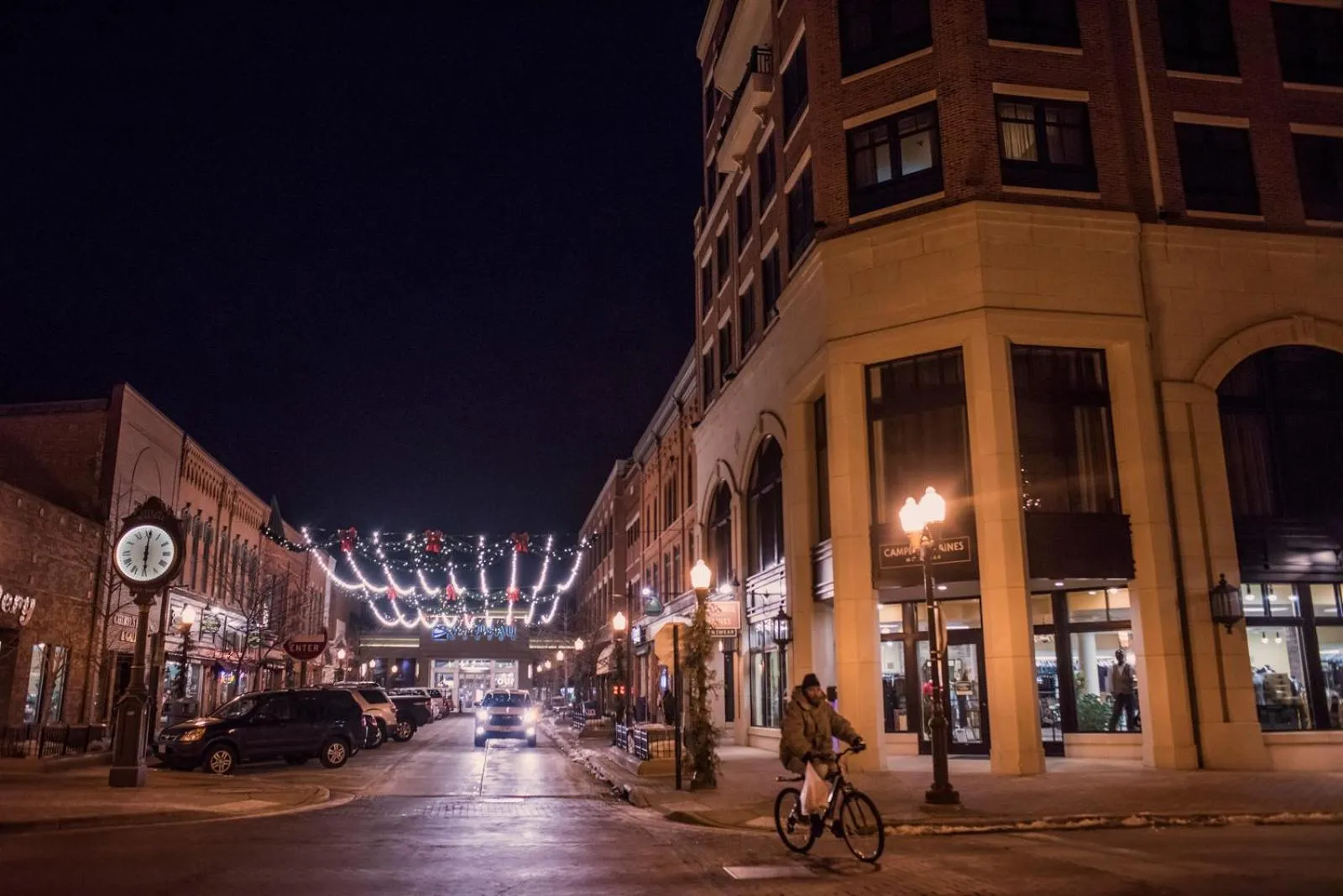 Property building in Jefferson Street Inn