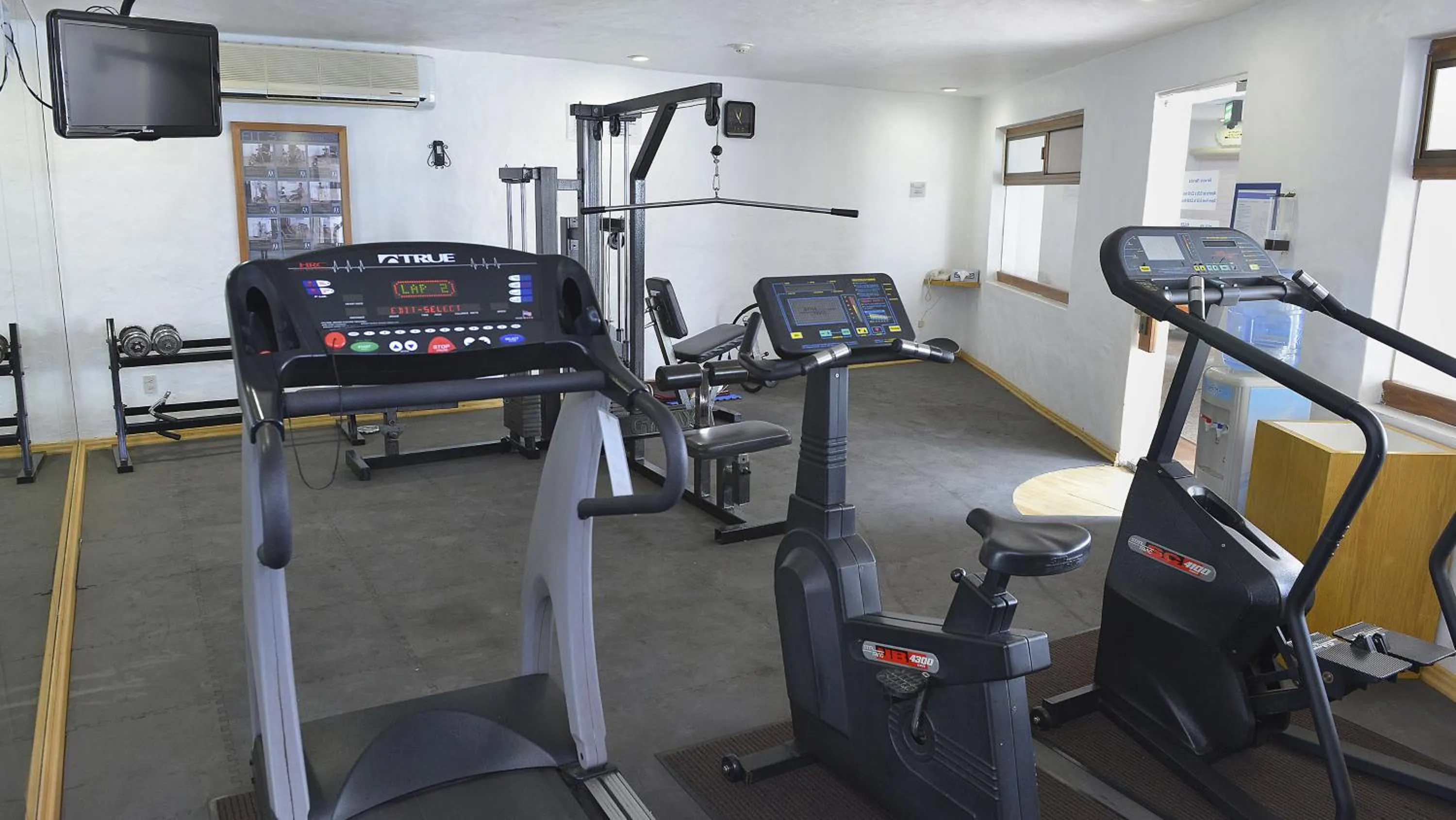 Fitness centre/facilities in Holiday Inn Express Morelia by IHG