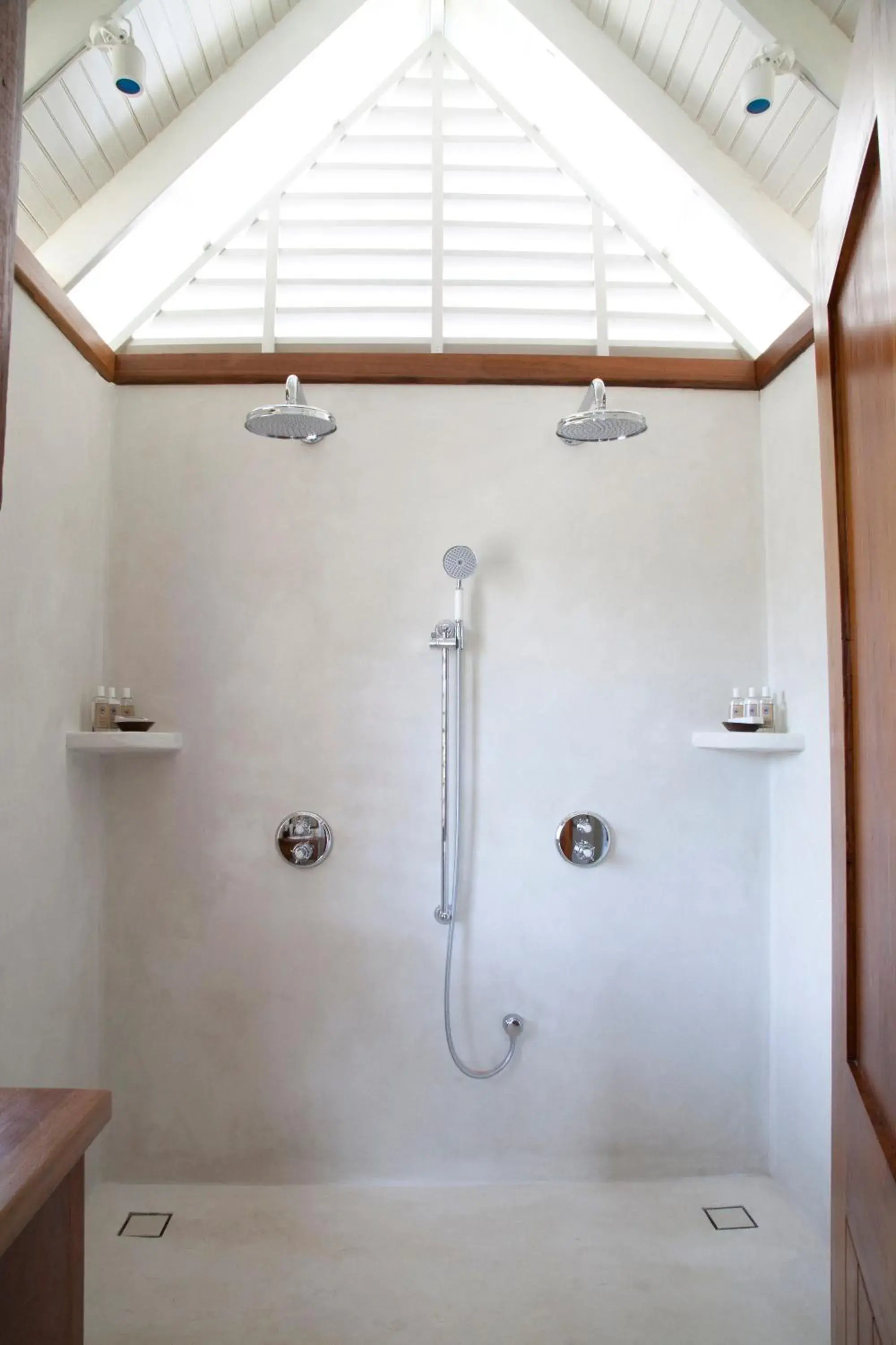 Two-Bedroom Beach Hut (Adults Only) in GoldenEye Two-Bedroom Beach Hut (Adults Only) in GoldenEye