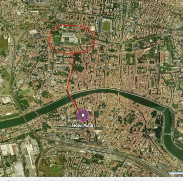 Text overlay in Hotel Astor