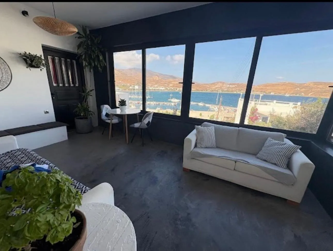 Lounge or bar in Cristi Rooms