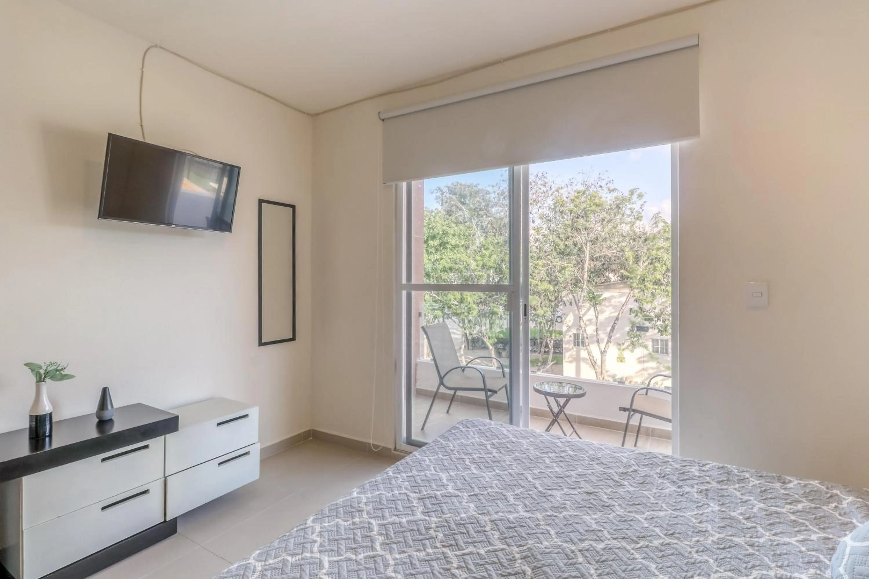 Bed in Selvanova Coto 4B, Villa Flamingos 437F