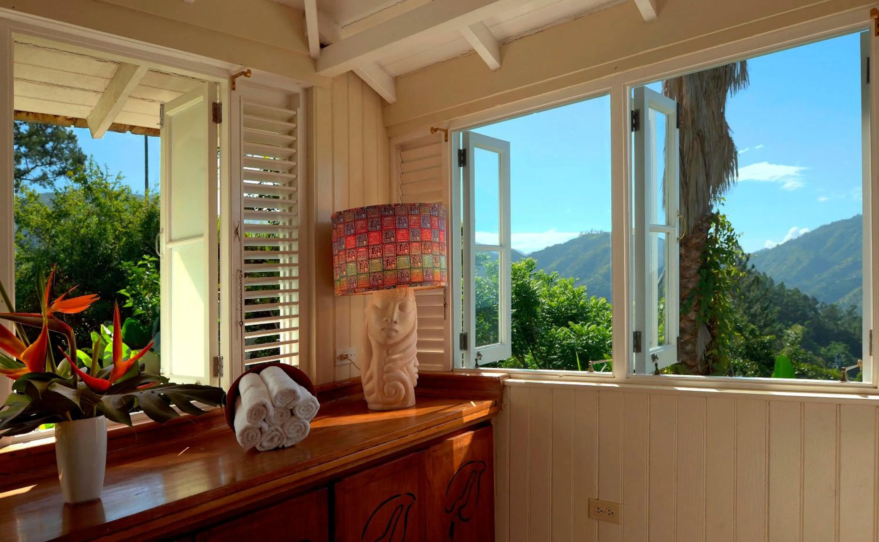 Spa and wellness centre/facilities in Strawberry Hill