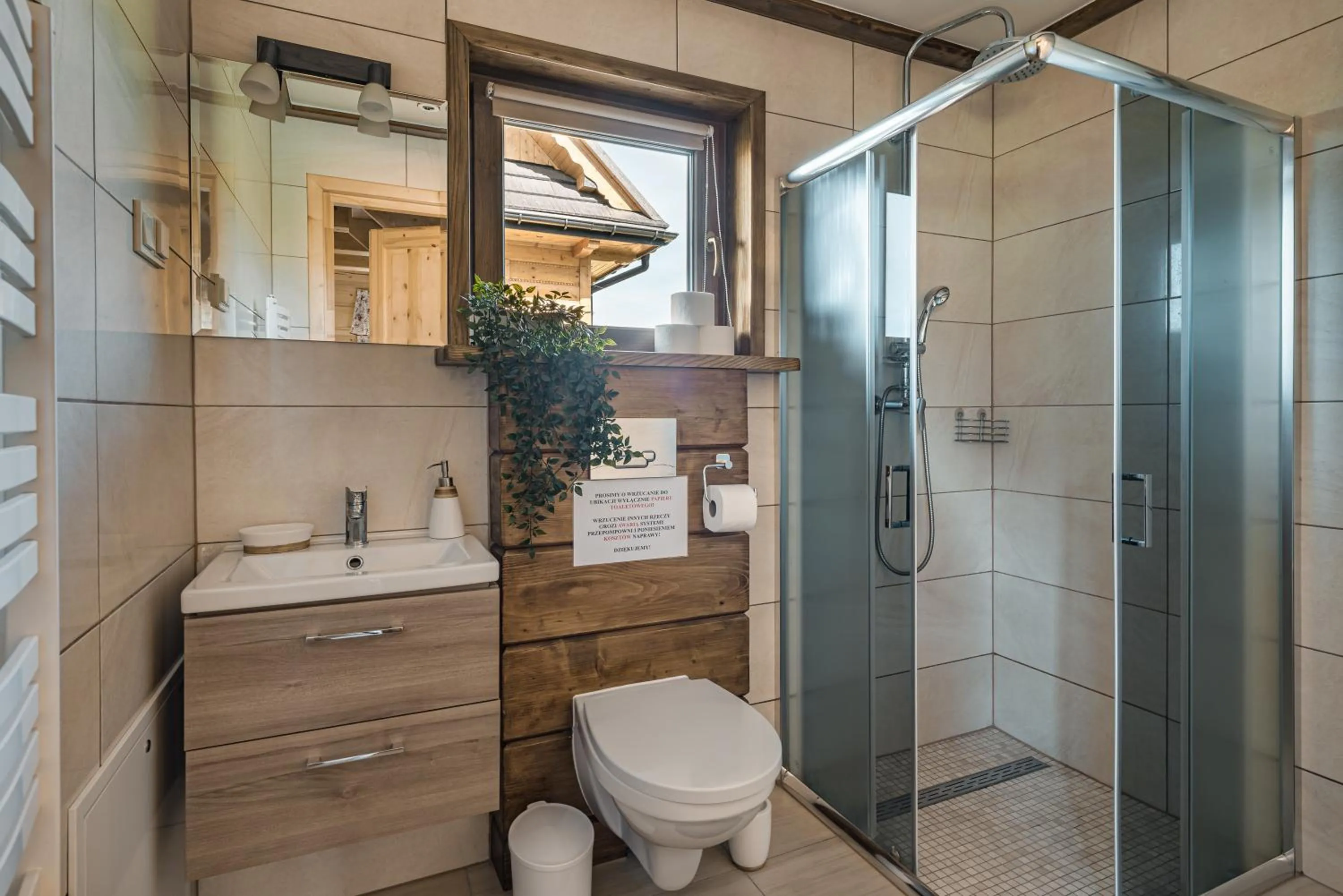 Shower in Zaciszne Domki w Kluszkowcach z Sauną i Balią