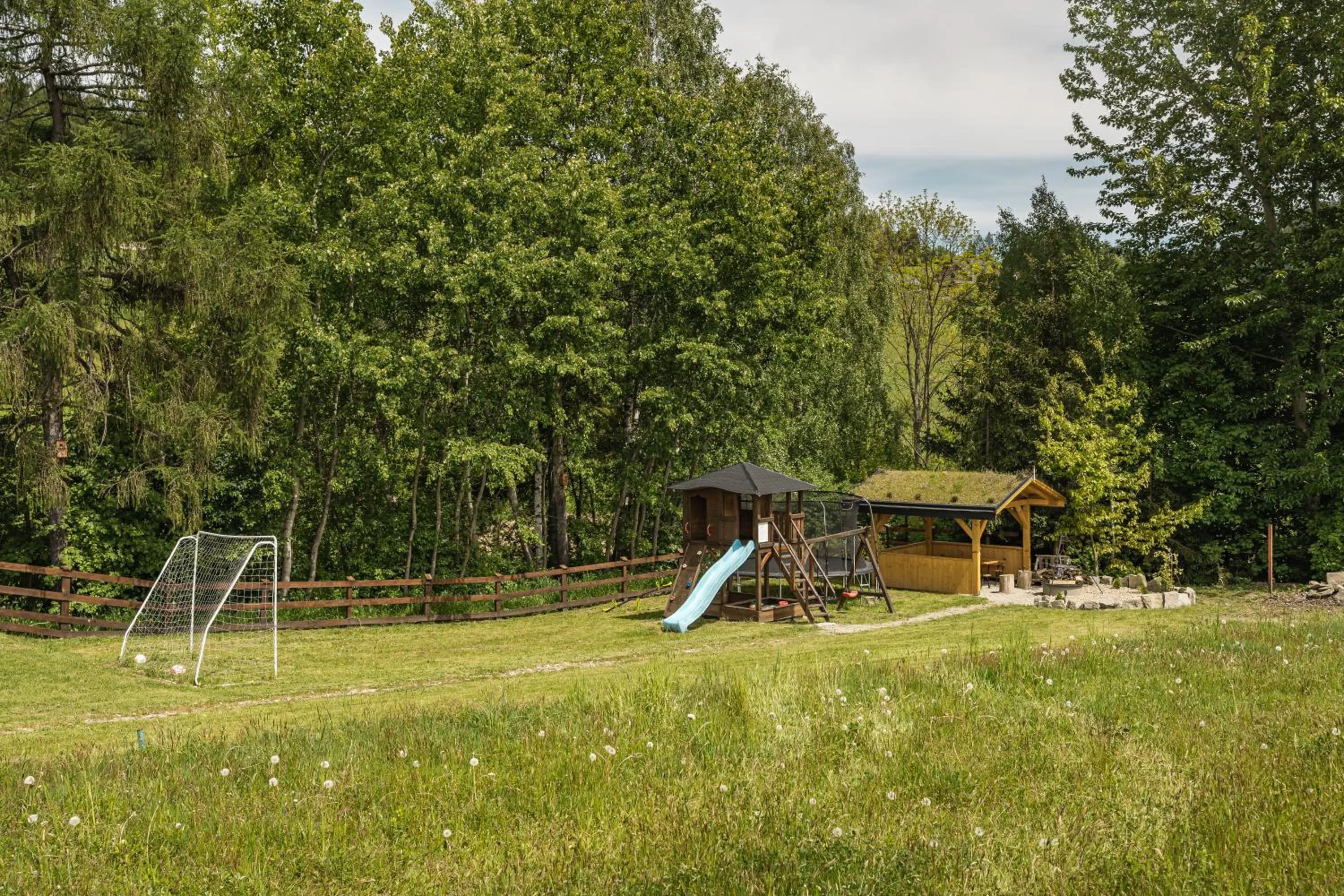 BBQ facilities in Zaciszne Domki w Kluszkowcach z Sauną i Balią