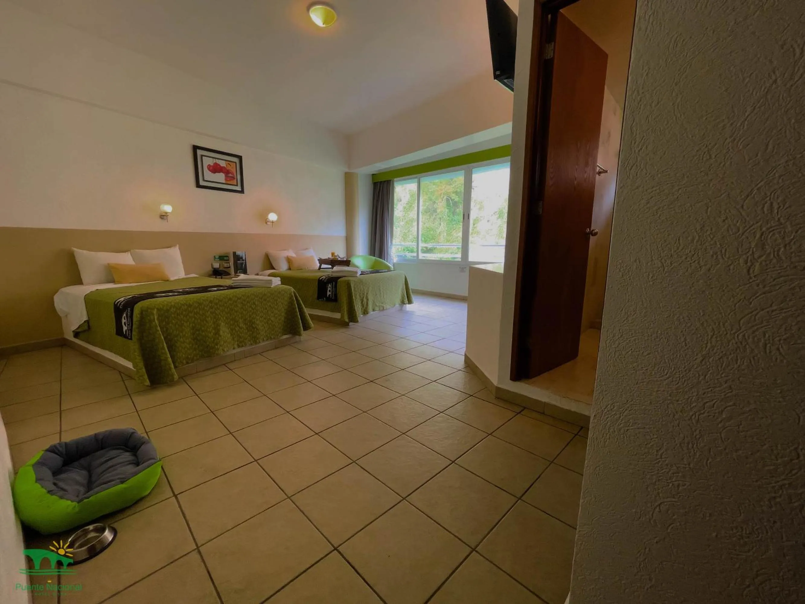 Bed in Hotel Puente Nacional & Spa