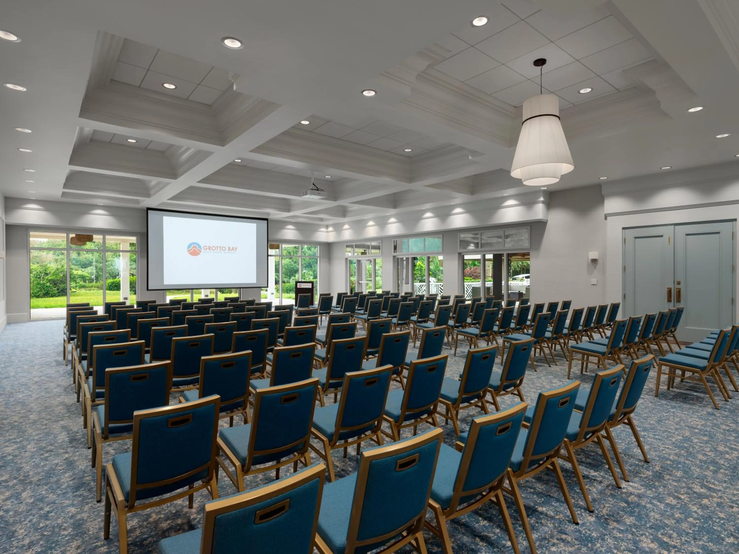 Meeting/conference room in Grotto Bay Beach Resort