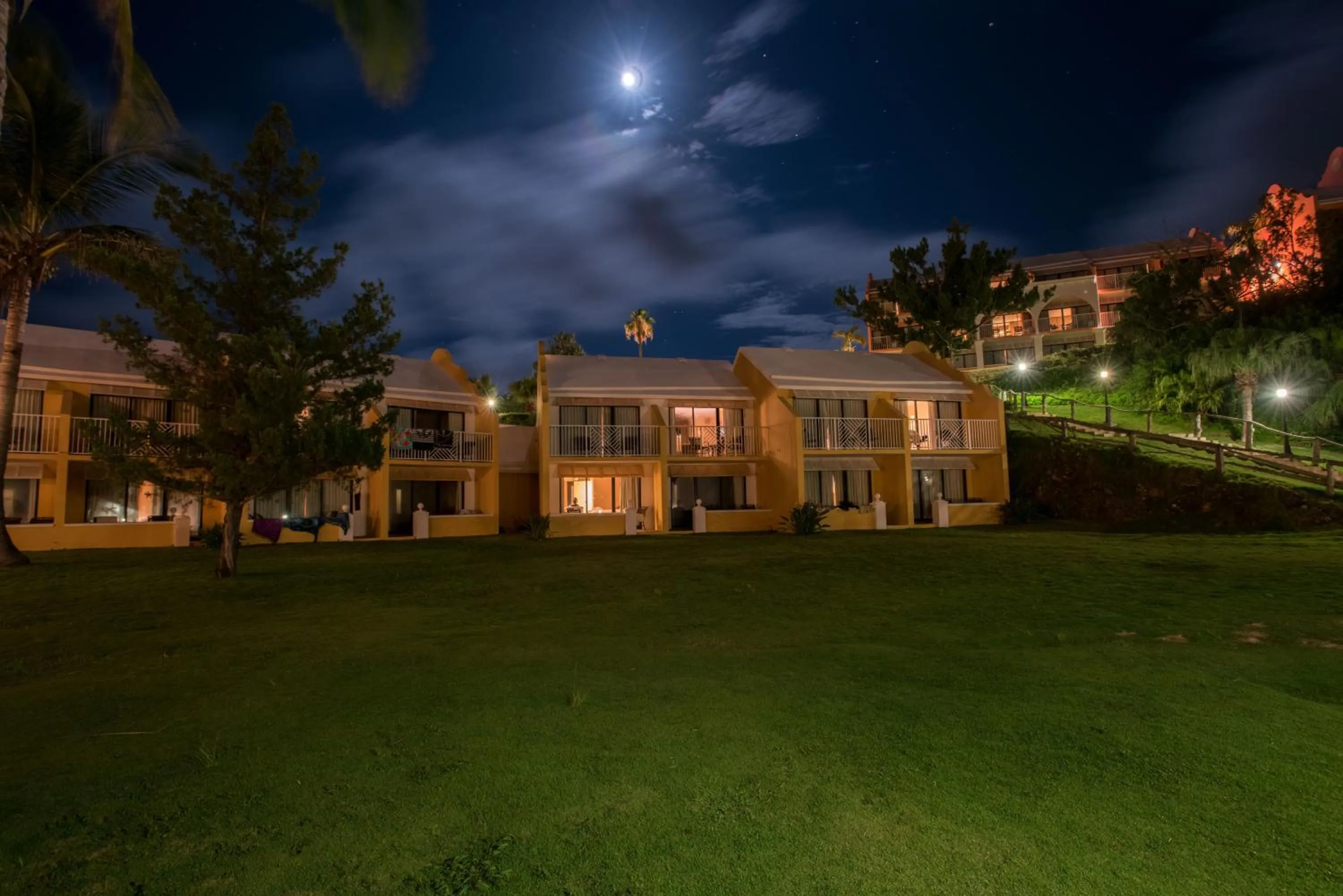 Property building in Grotto Bay Beach Resort