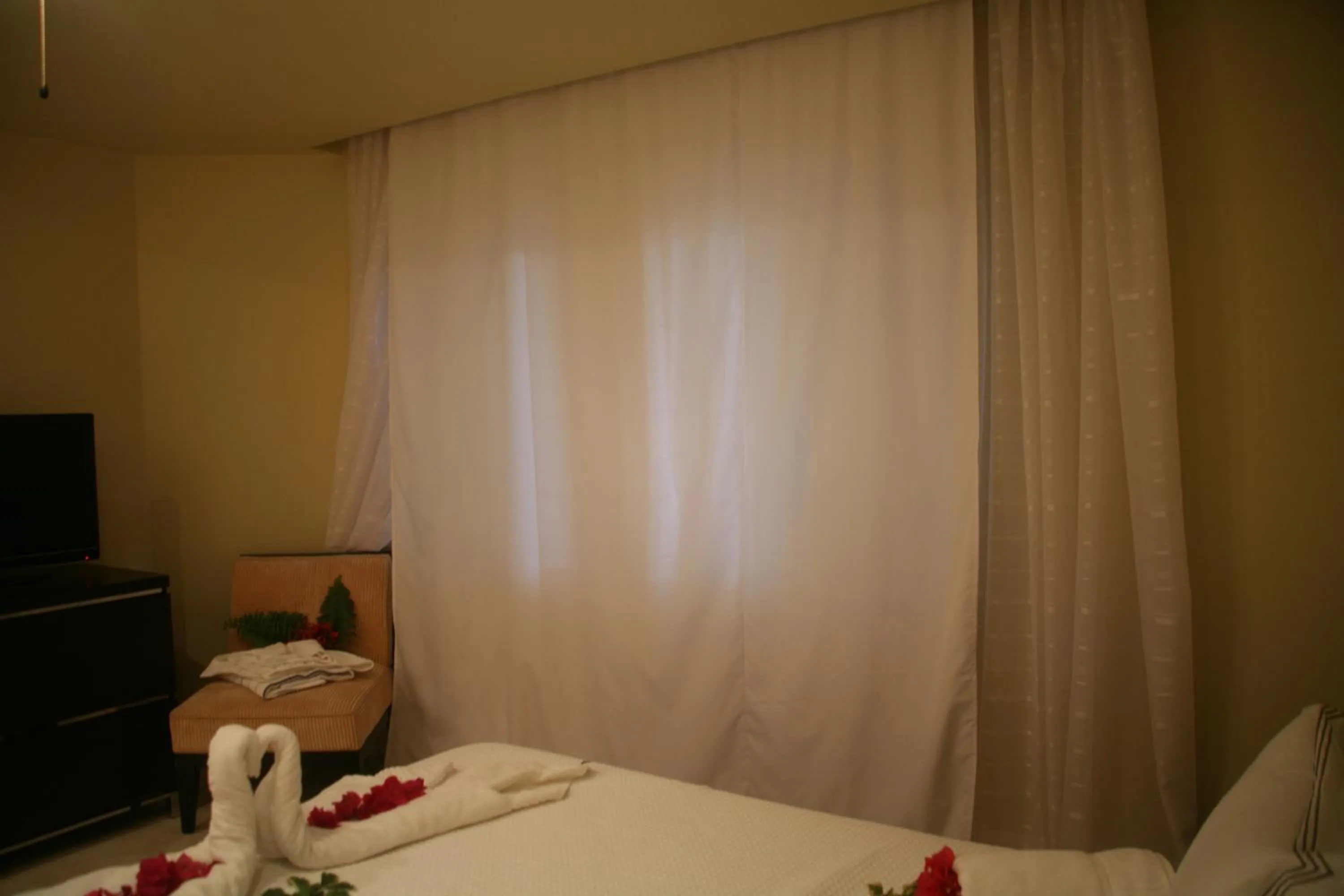 Other, Bed in The Atrium Resort